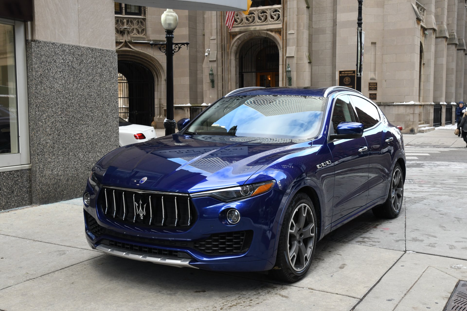 Maserati Levante Р»РѕРіРѕС‚РёРї