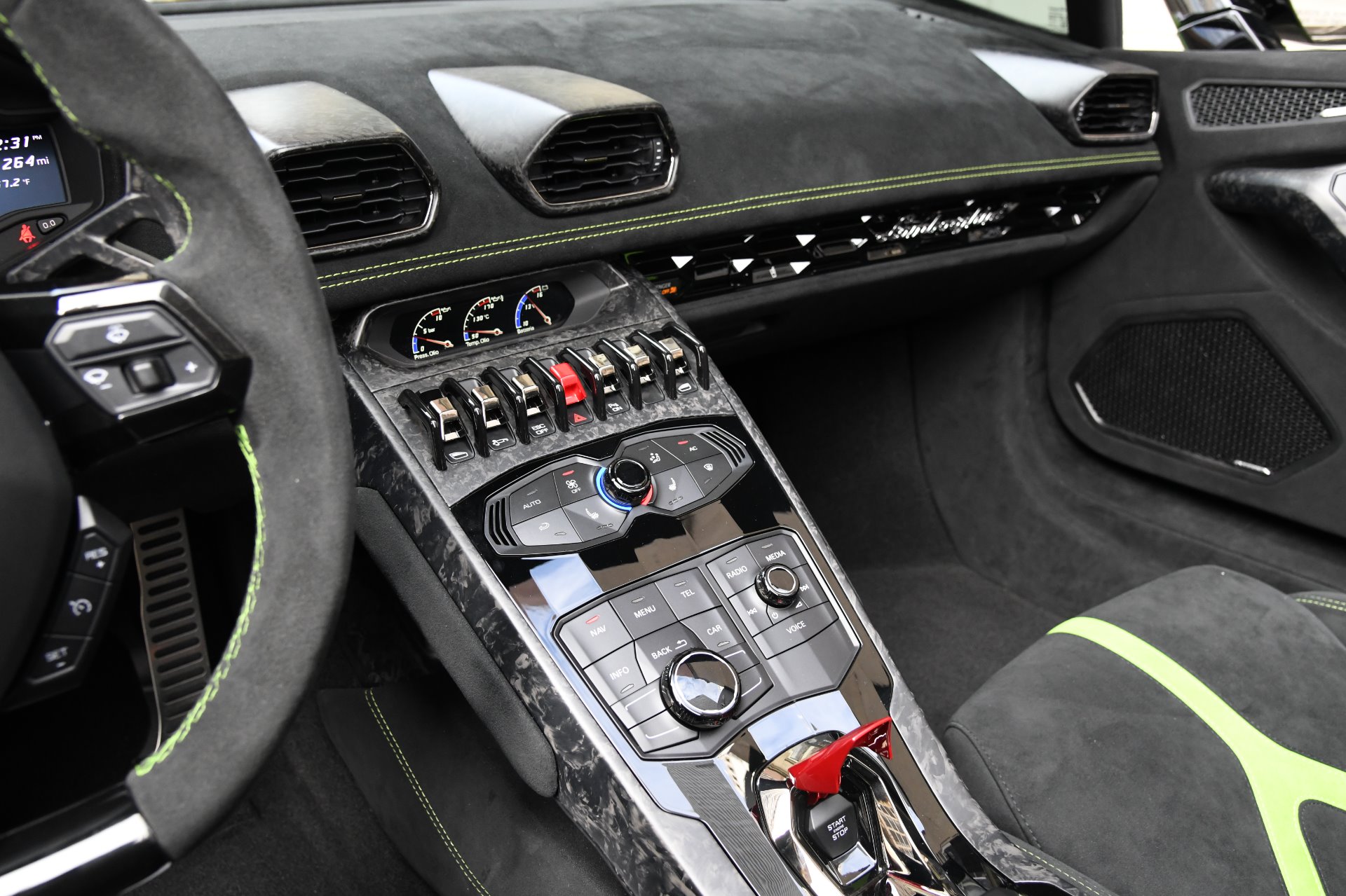 Used 2019 Lamborghini Huracan Spyder LP 640-4 Performante Spyder | St. Petersburg, FL