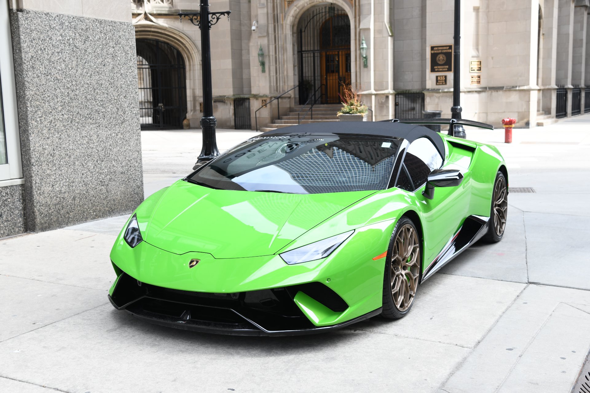 Used 2019 Lamborghini Huracan Spyder LP 640-4 Performante Spyder | St. Petersburg, FL