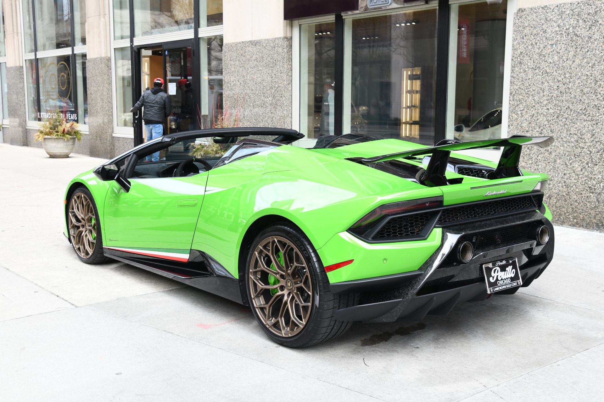 Used 2019 Lamborghini Huracan Spyder LP 640-4 Performante Spyder | St. Petersburg, FL