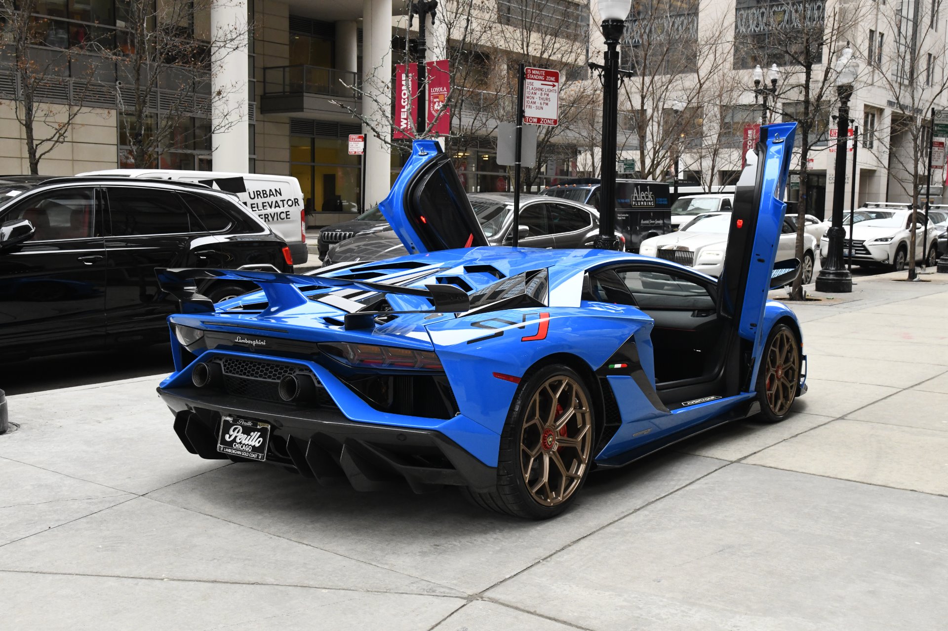 لامبورگینی  Lamborghini Aventador SVJ