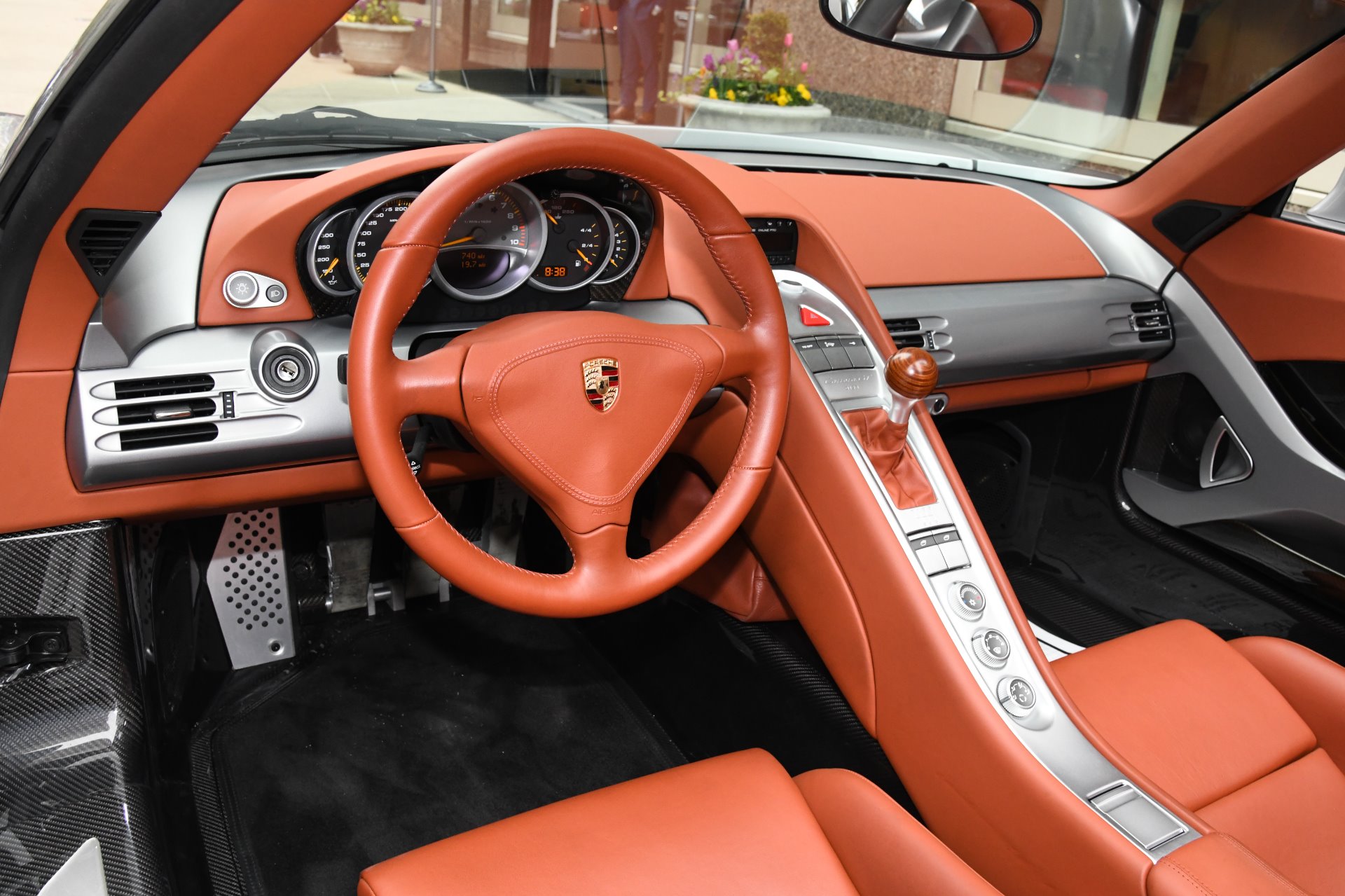 Porsche Carrera gt 2005 красная