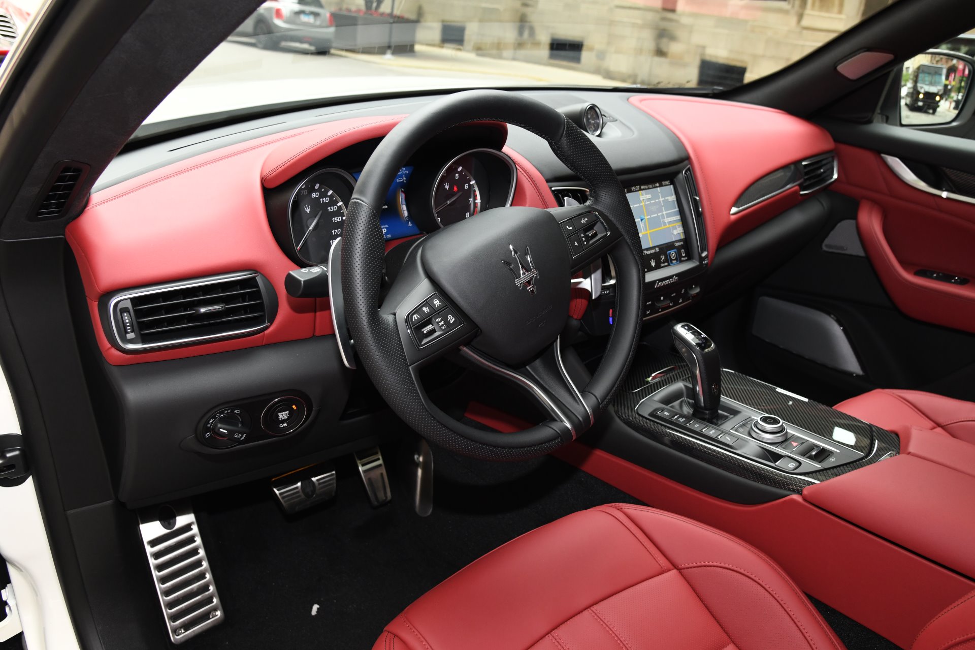 Maserati Levante Trofeo 2021 салон