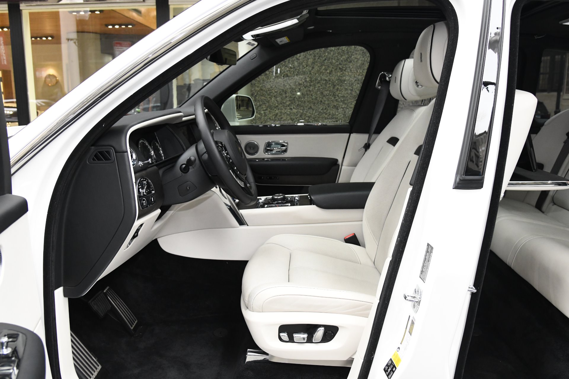 2019 Rolls Royce Cullinan Stock R649a For Sale Near Chicago Il