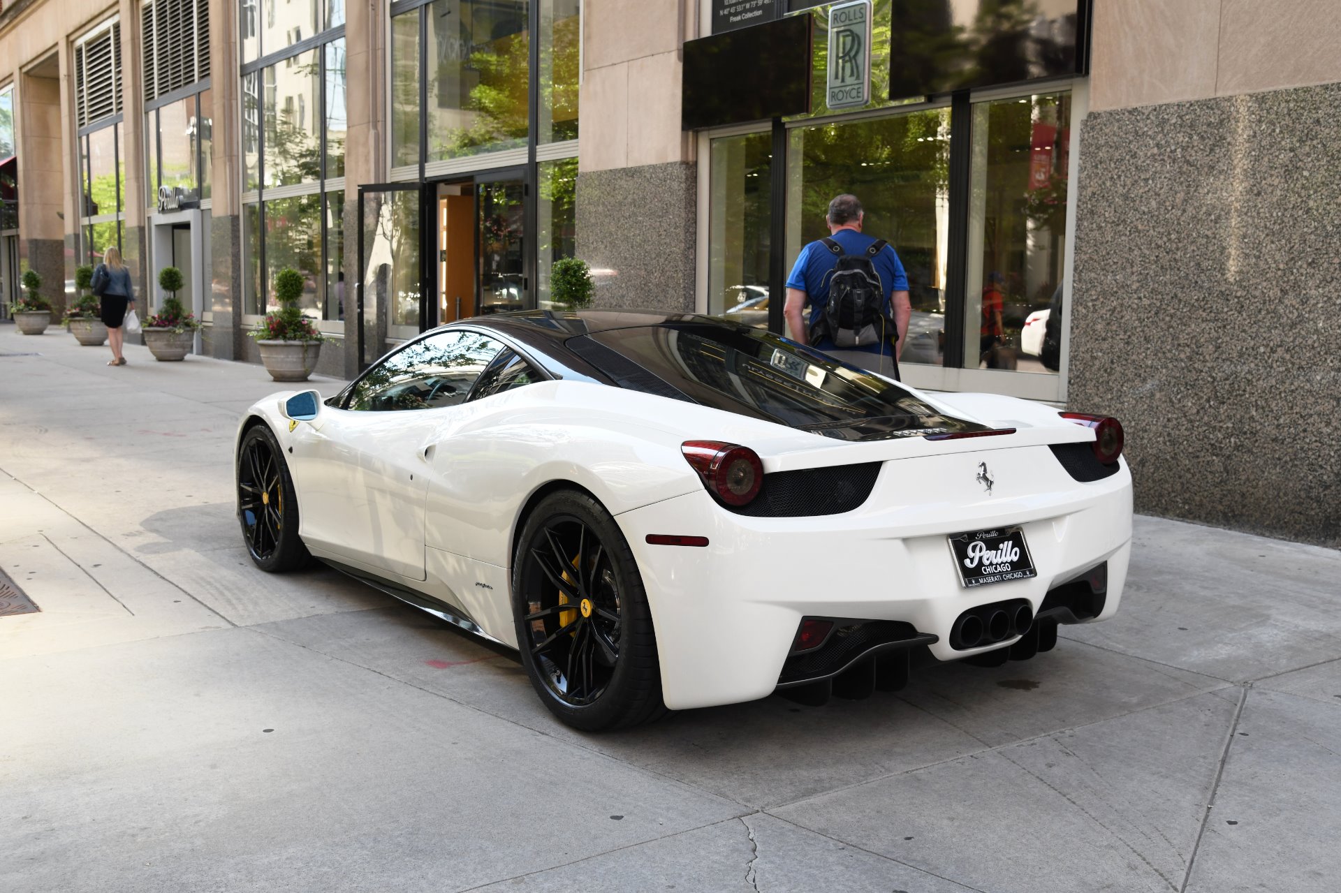 Феррари 458 белая