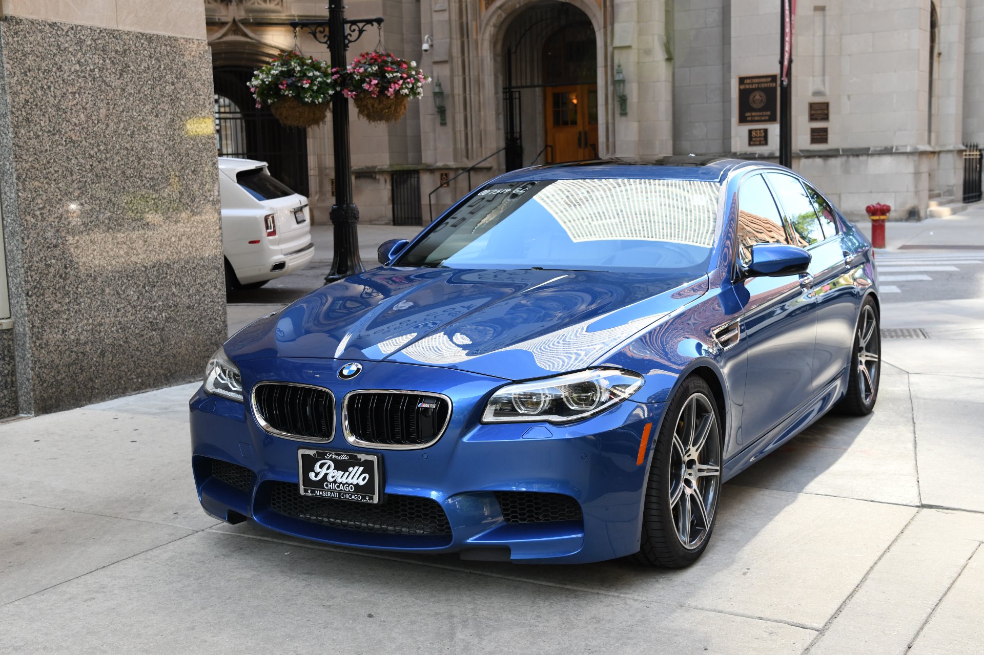 Лучшая бмв м5. BMW m5 2015. BMW m5 520. BMW 5 2015. BMW m5 Competition 2015.