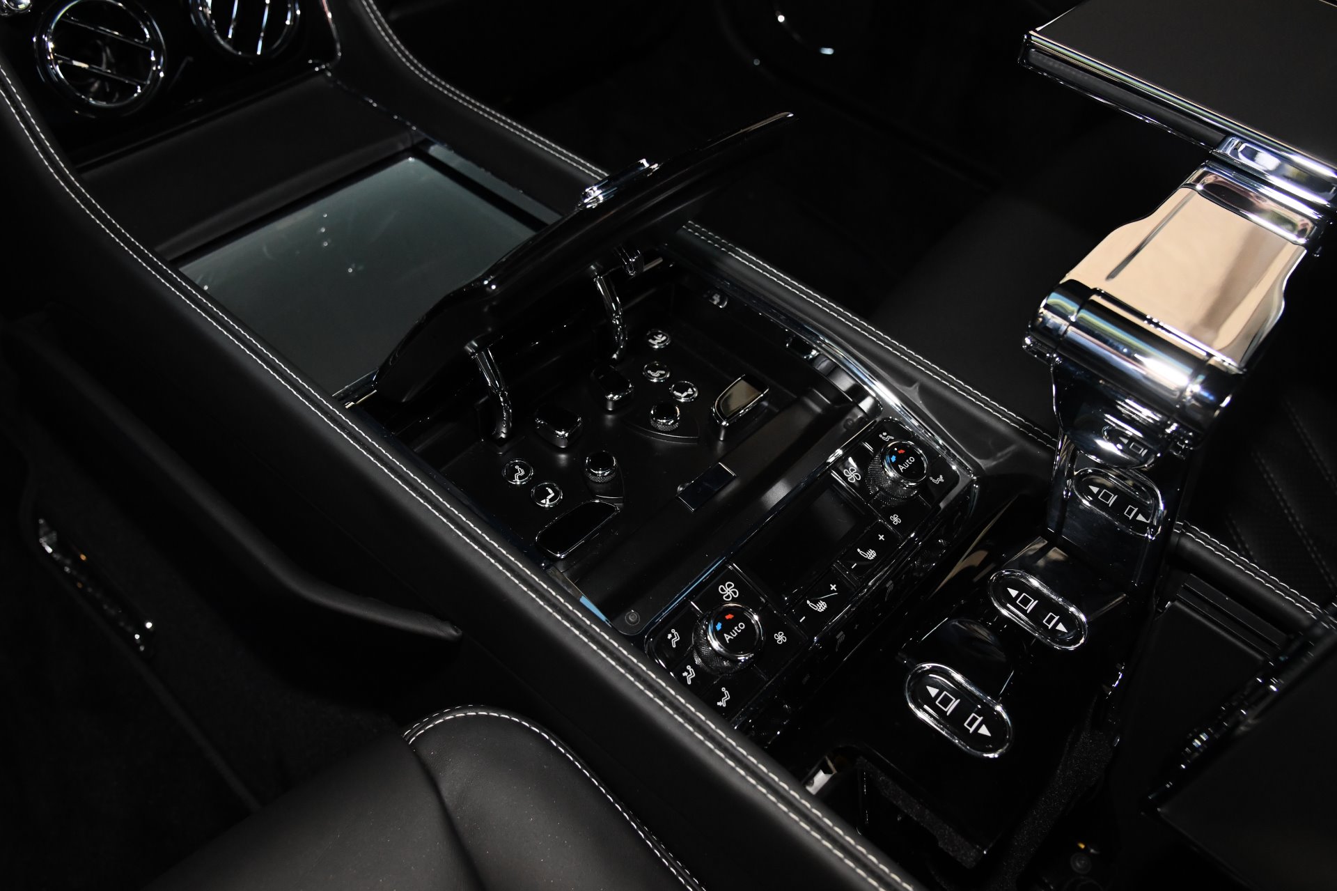 Used 2017 Bentley Mulsanne Extended Wheelbase Extended Wheelbase | St. Petersburg, FL