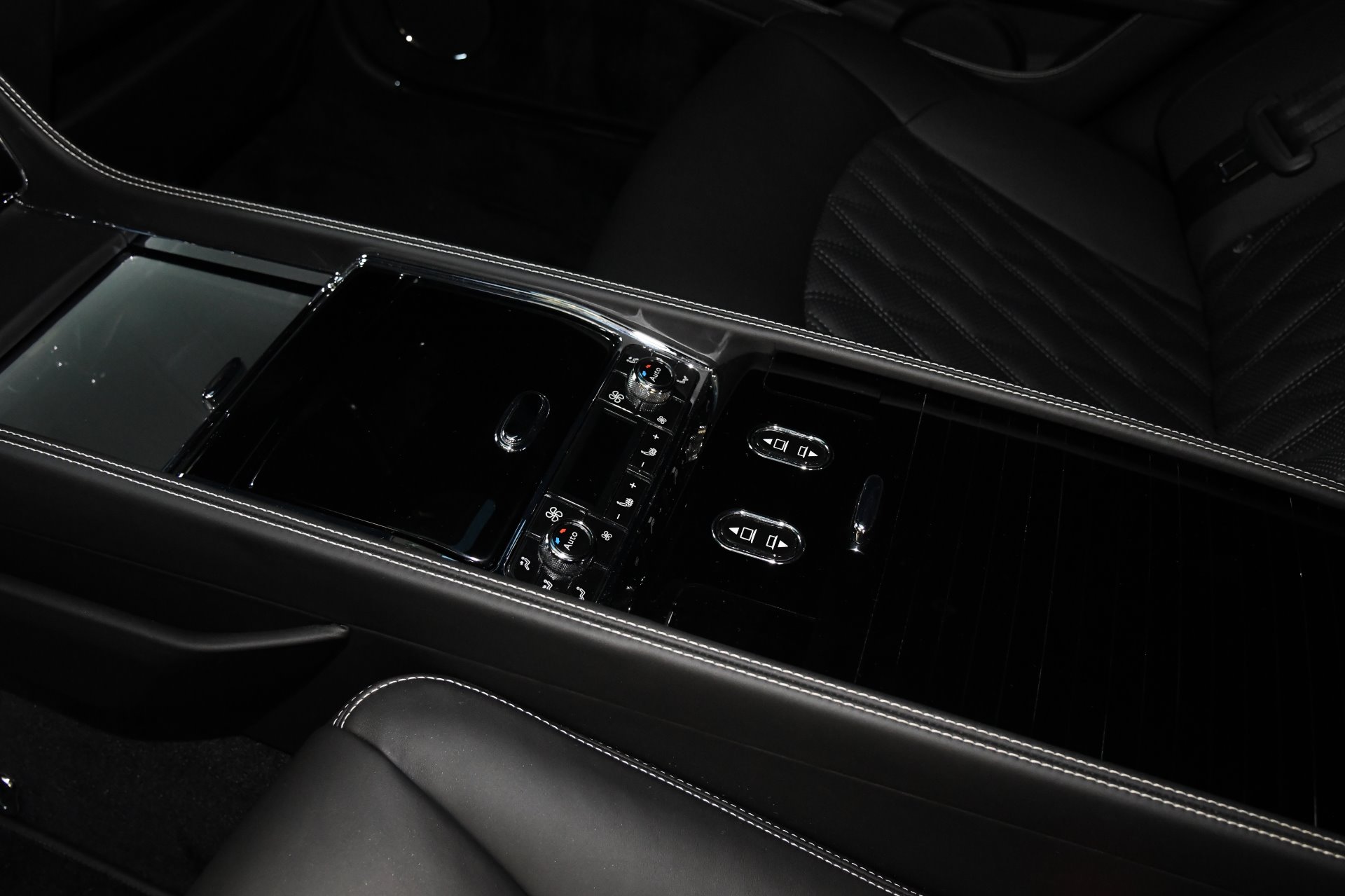 Used 2017 Bentley Mulsanne Extended Wheelbase Extended Wheelbase | St. Petersburg, FL