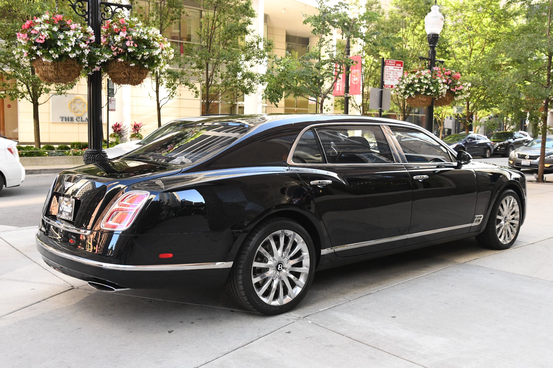Used 2017 Bentley Mulsanne Extended Wheelbase Extended Wheelbase | St. Petersburg, FL