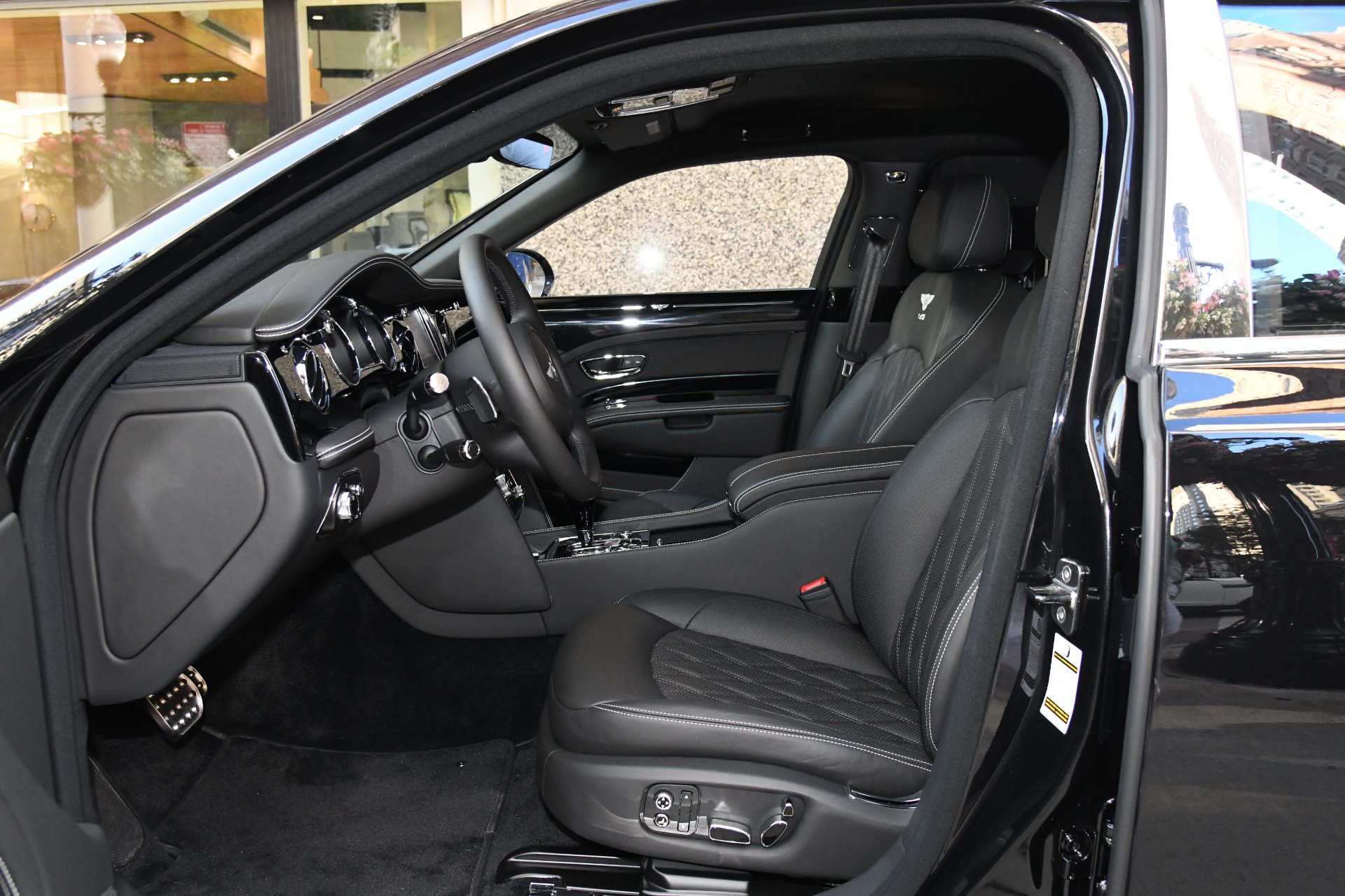 Used 2017 Bentley Mulsanne Extended Wheelbase Extended Wheelbase | St. Petersburg, FL