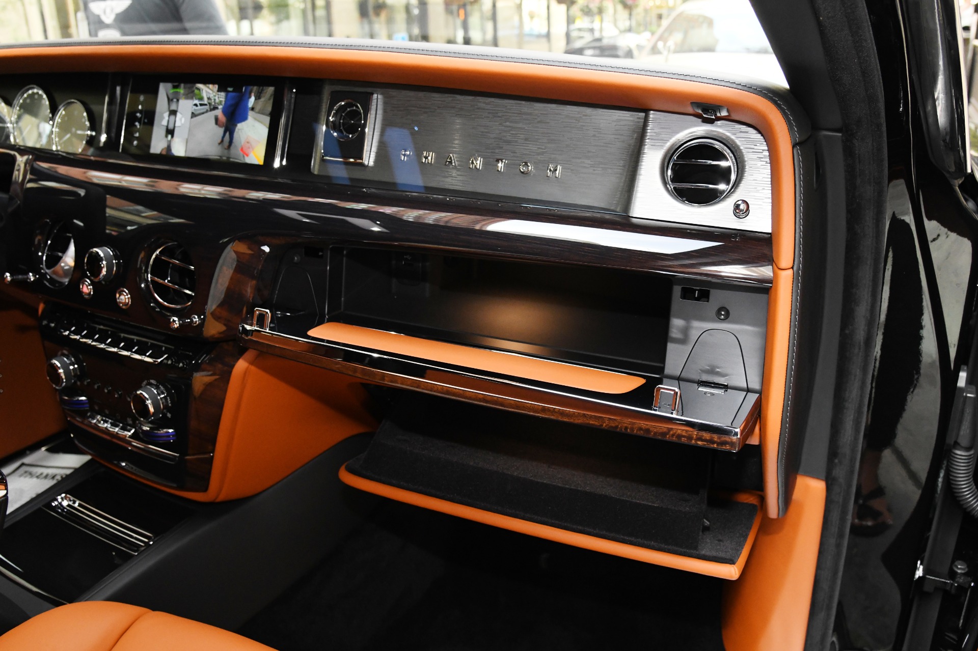 2019 Rolls Royce Phantom Extended Wheelbase Ewb Stock R684