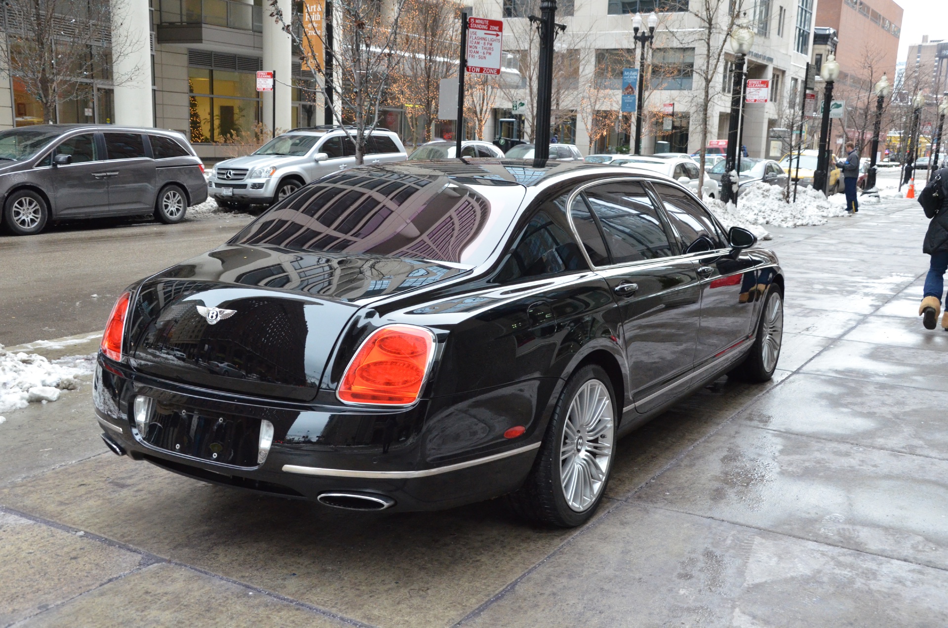 Бентли continental flying spur