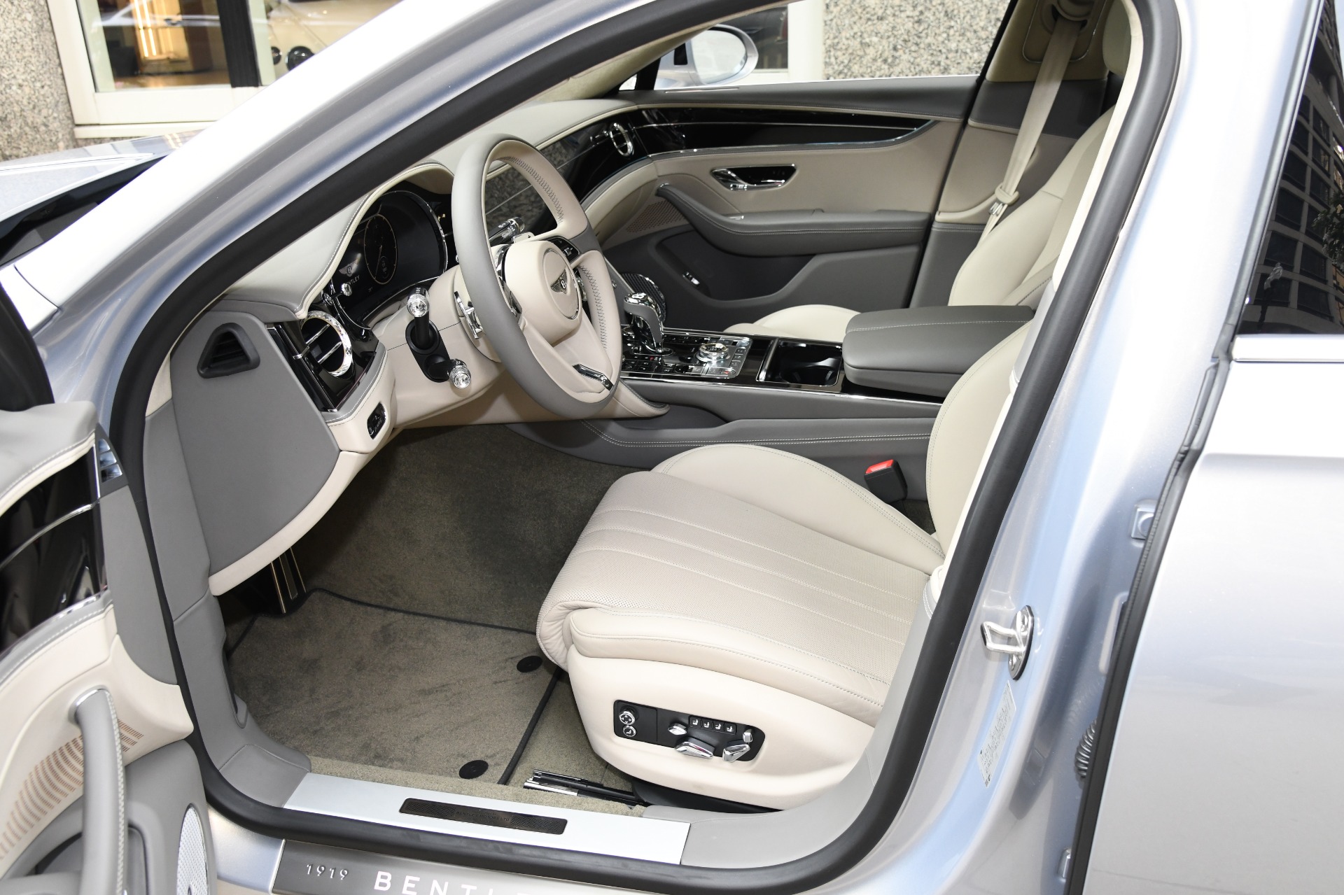 Flying Spur w12