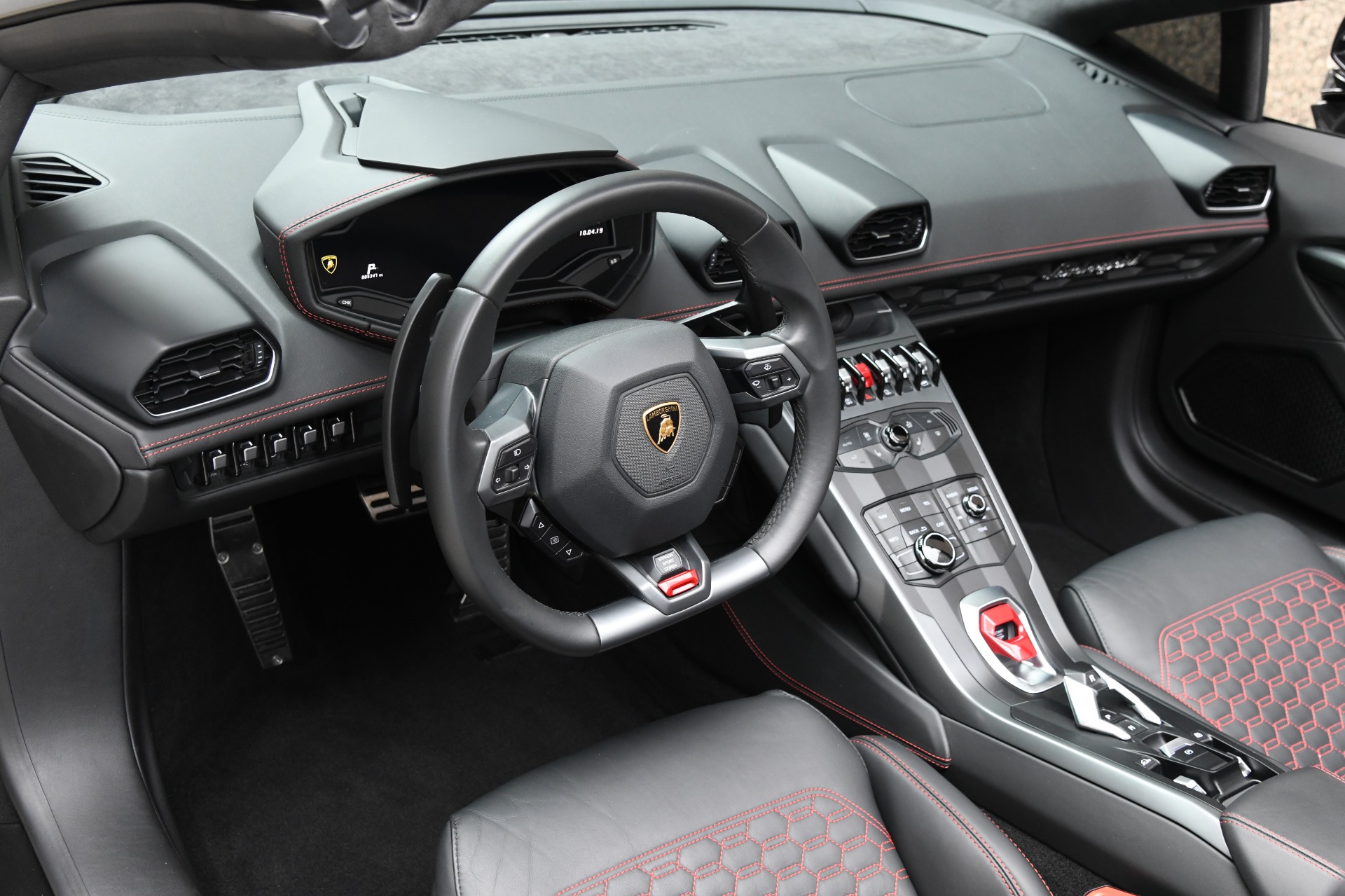 Used 2017 Lamborghini Huracan Spyder LP 580-2 Spyder | St. Petersburg, FL