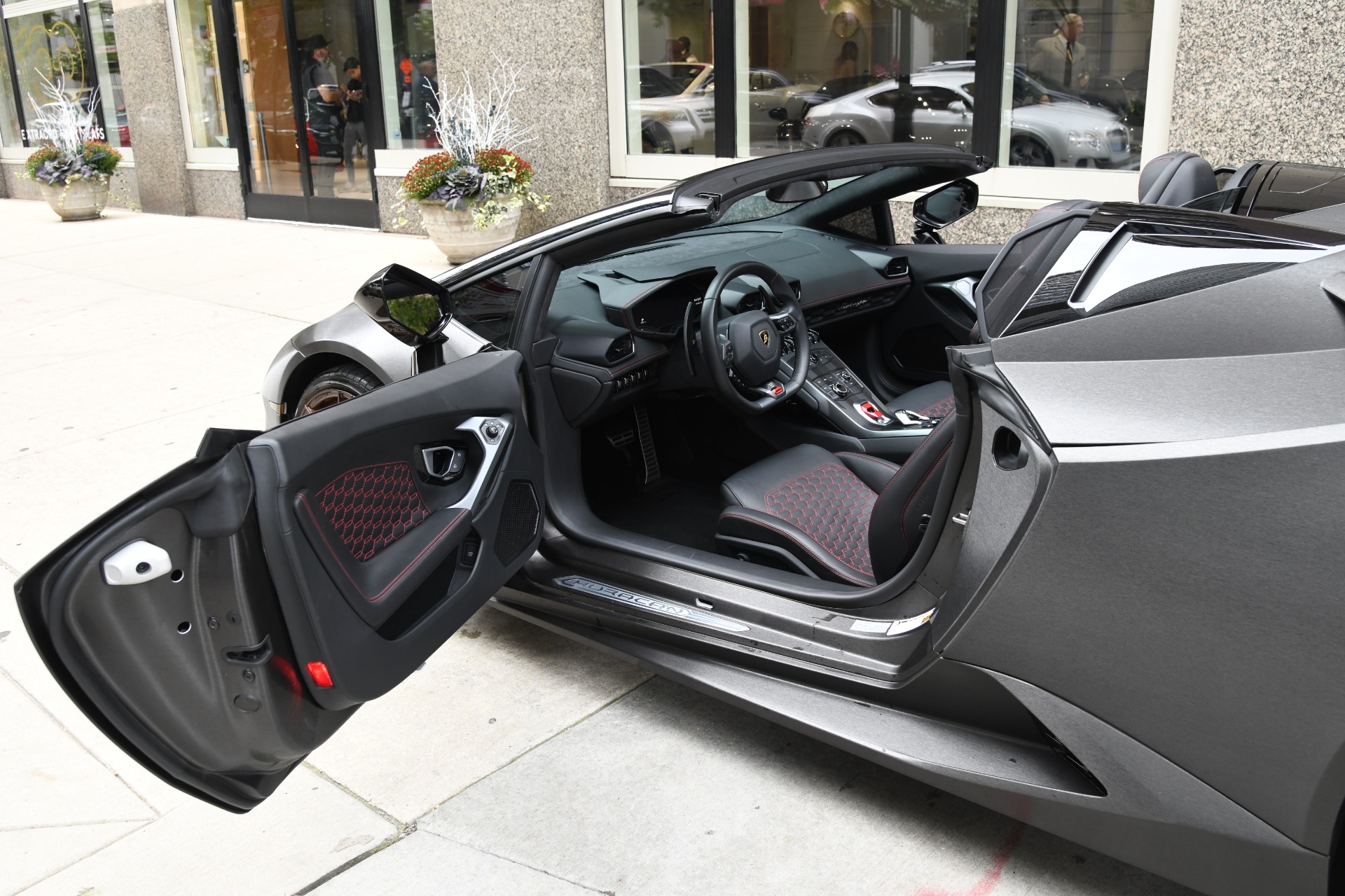 Used 2017 Lamborghini Huracan Spyder LP 580-2 Spyder | St. Petersburg, FL