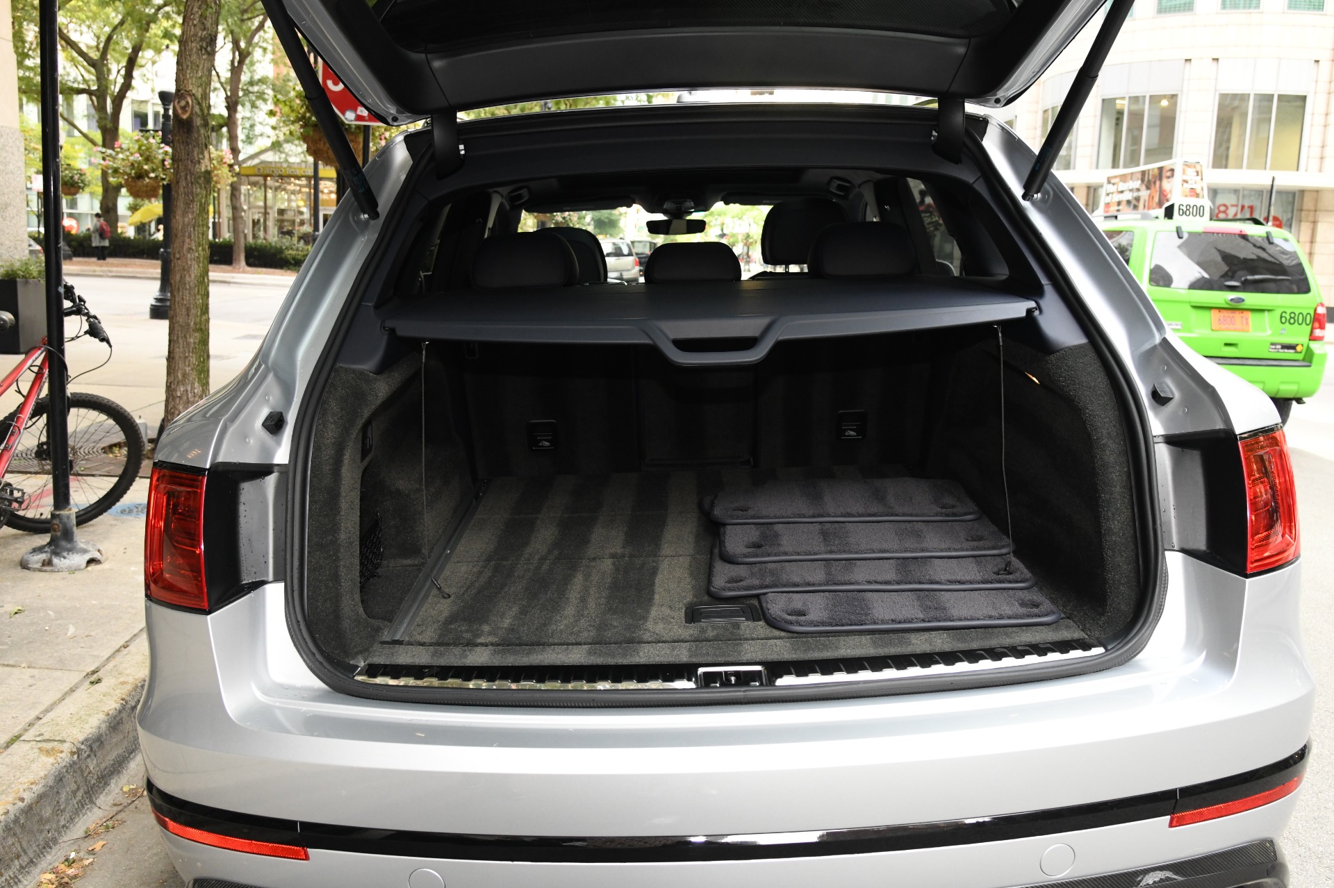 Used 2019 Bentley Bentayga V8 | St. Petersburg, FL