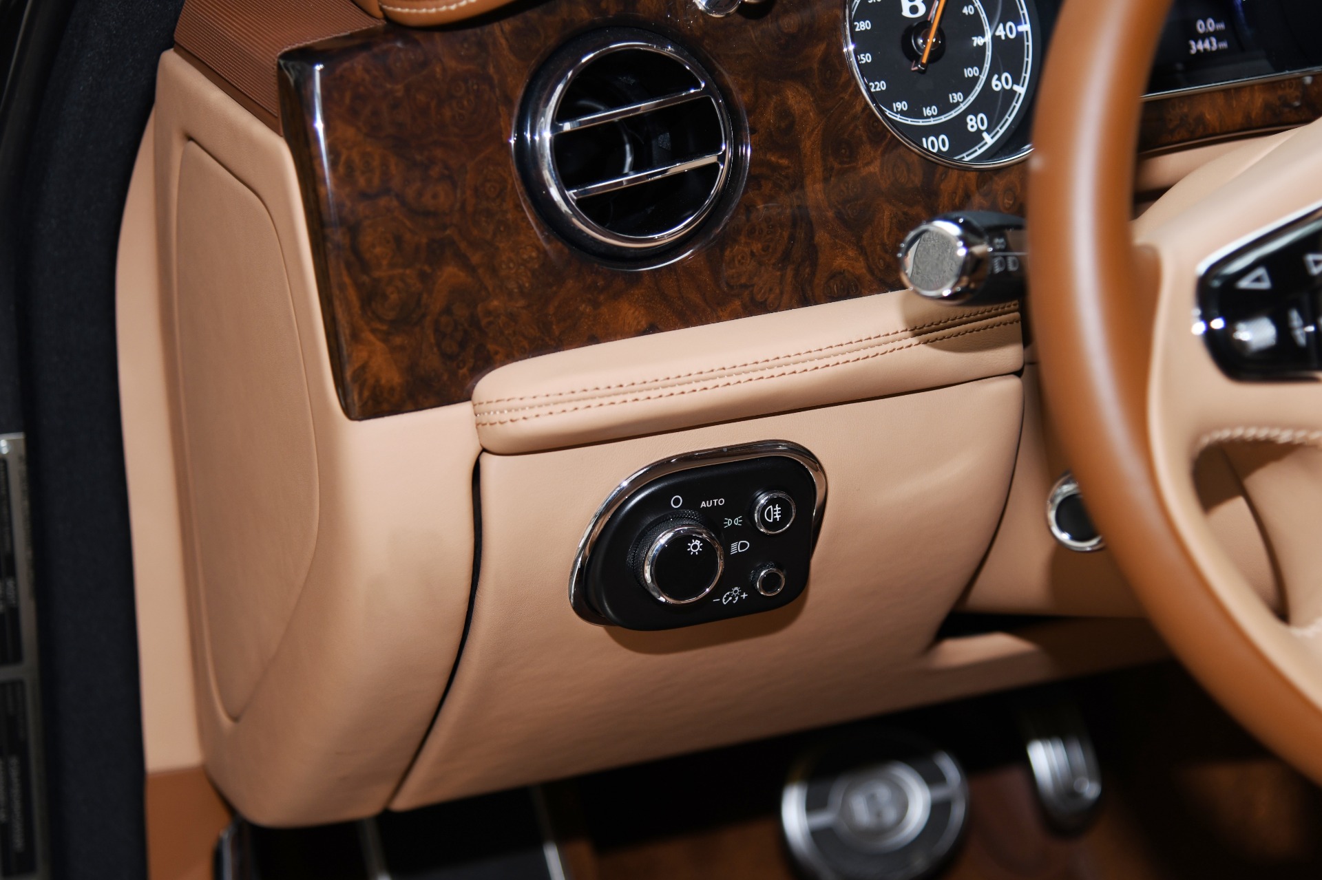 Used 2017 Bentley Mulsanne Extended Wheelbase Extended Wheelbase | St. Petersburg, FL