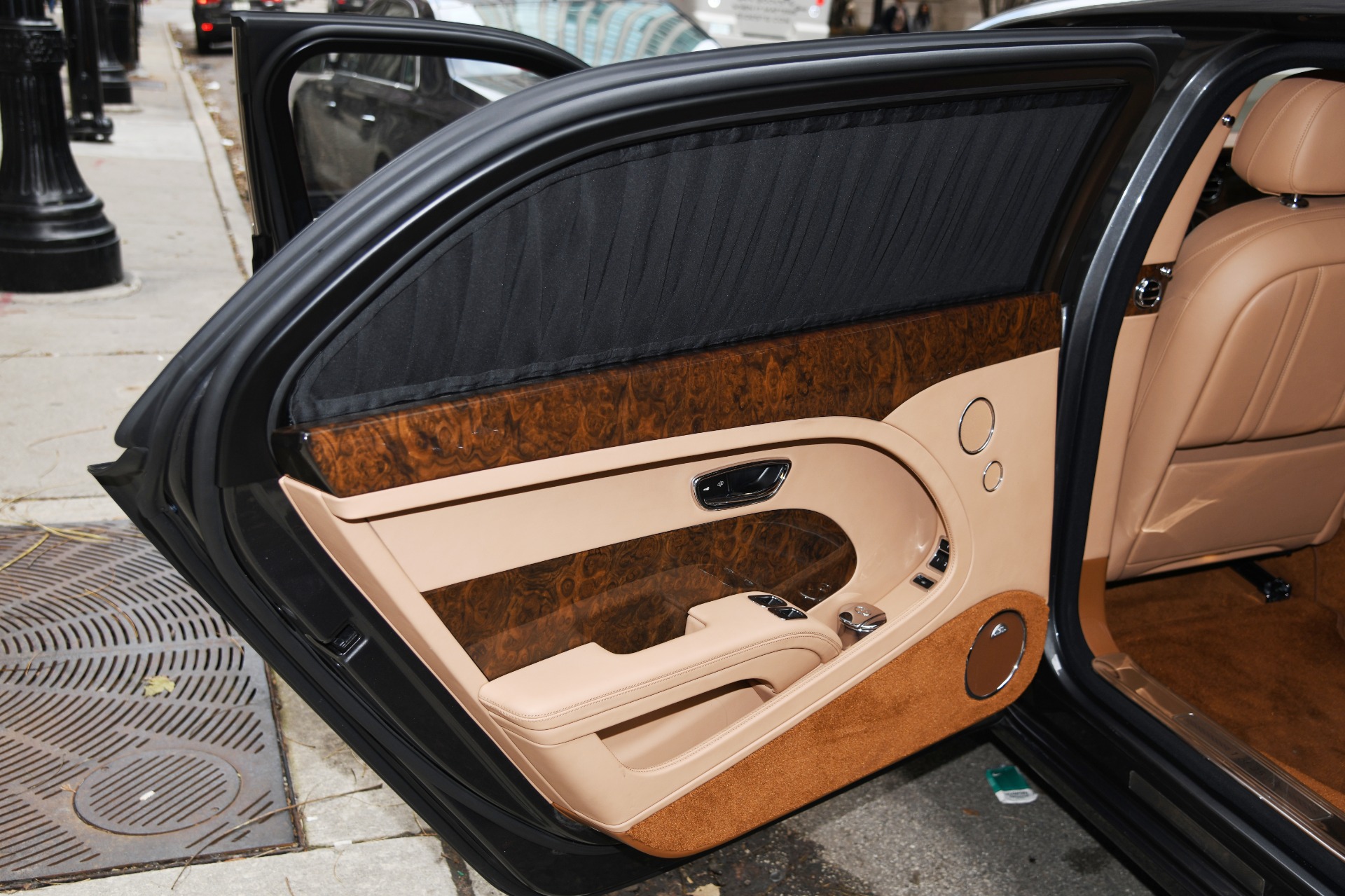 Used 2017 Bentley Mulsanne Extended Wheelbase Extended Wheelbase | St. Petersburg, FL