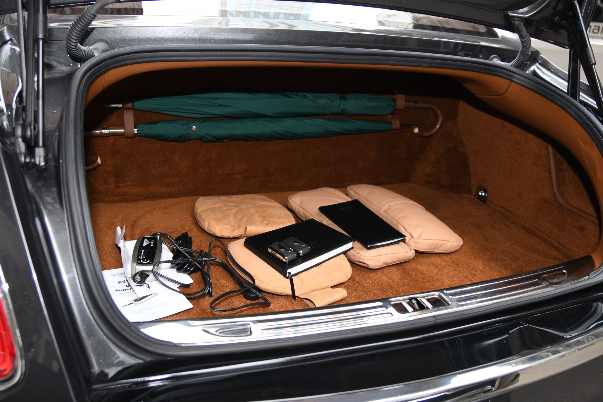 Used 2017 Bentley Mulsanne Extended Wheelbase Extended Wheelbase | St. Petersburg, FL
