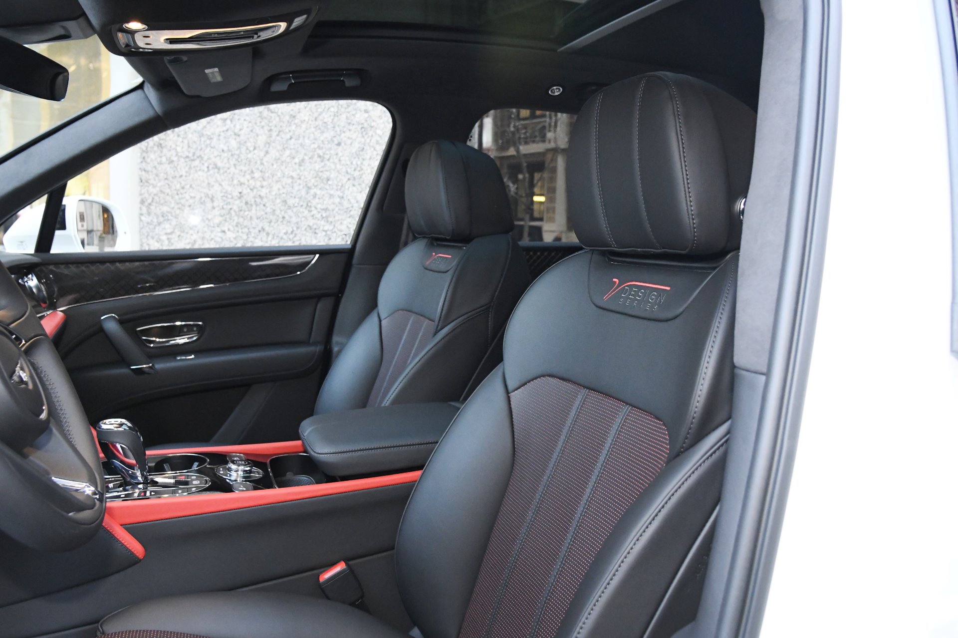 New 2020 Bentley Bentayga V8 Design Series | St. Petersburg, FL