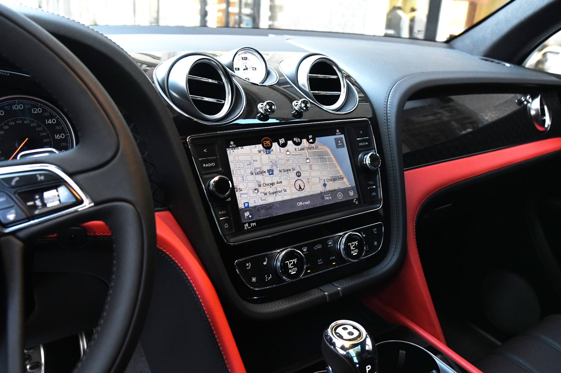 New 2020 Bentley Bentayga V8 Design Series | St. Petersburg, FL