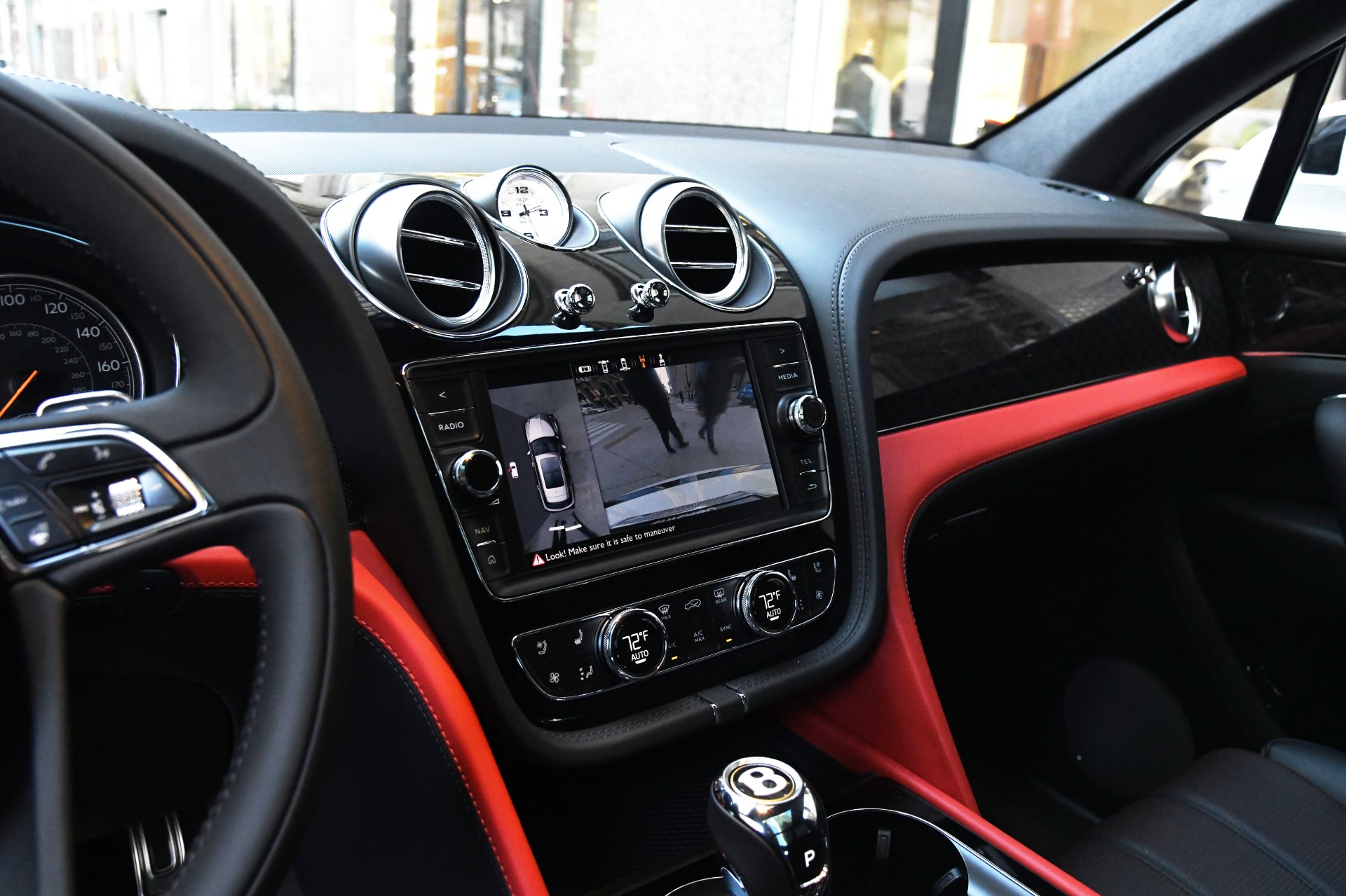 New 2020 Bentley Bentayga V8 Design Series | St. Petersburg, FL