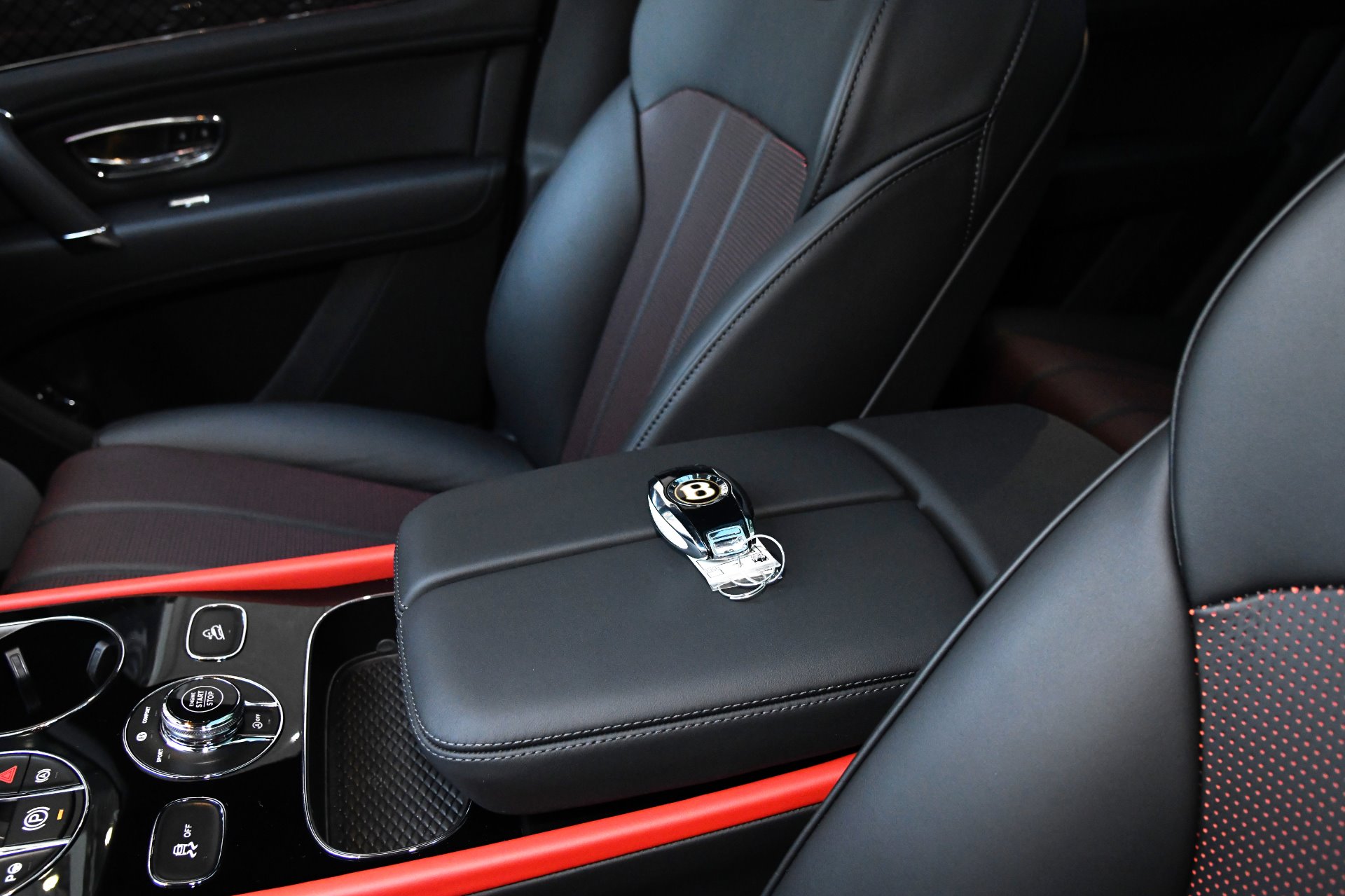 New 2020 Bentley Bentayga V8 Design Series | St. Petersburg, FL