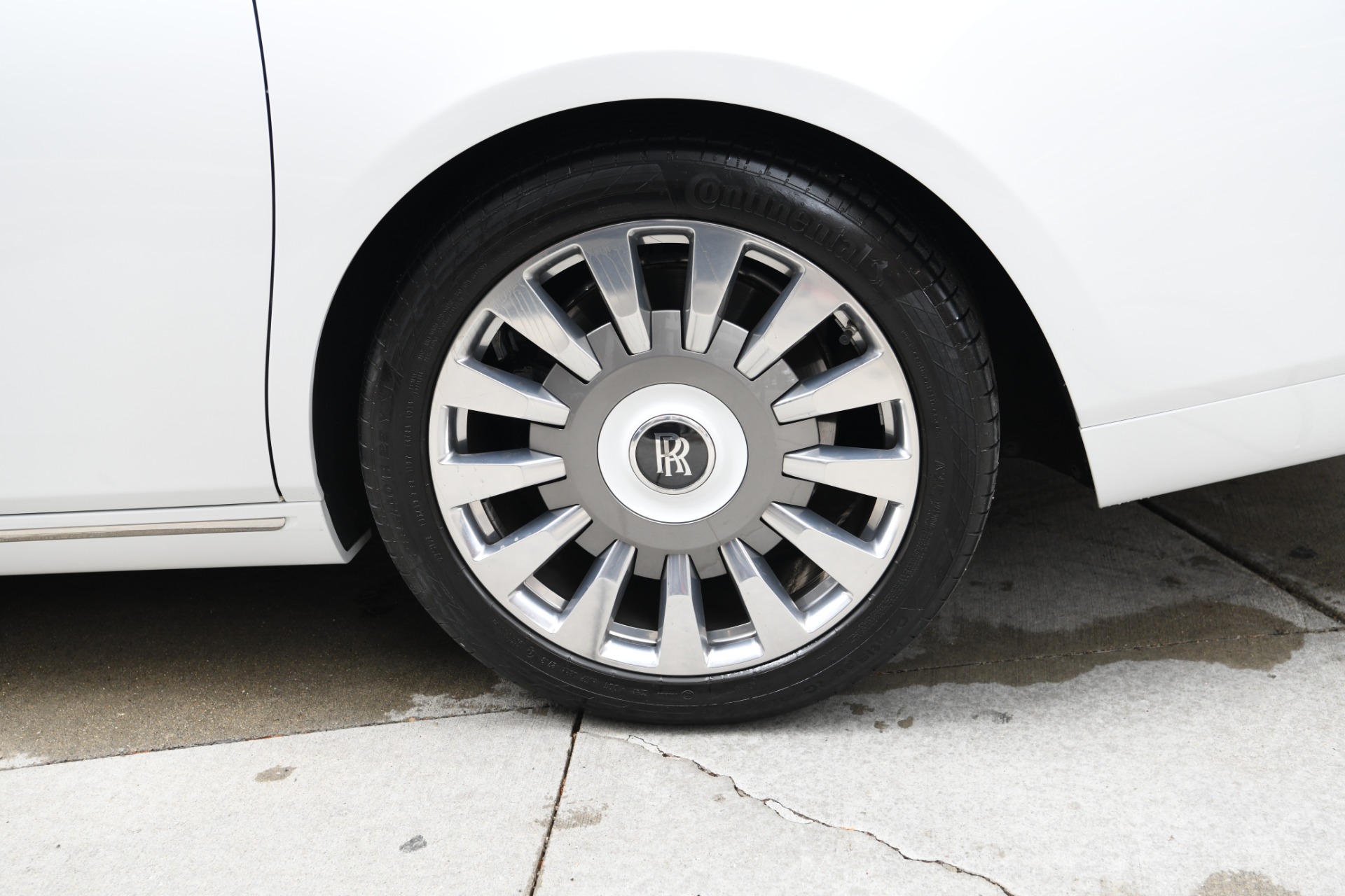 Used 2018 Rolls-Royce Phantom Extended Wheelbase EWB | St. Petersburg, FL