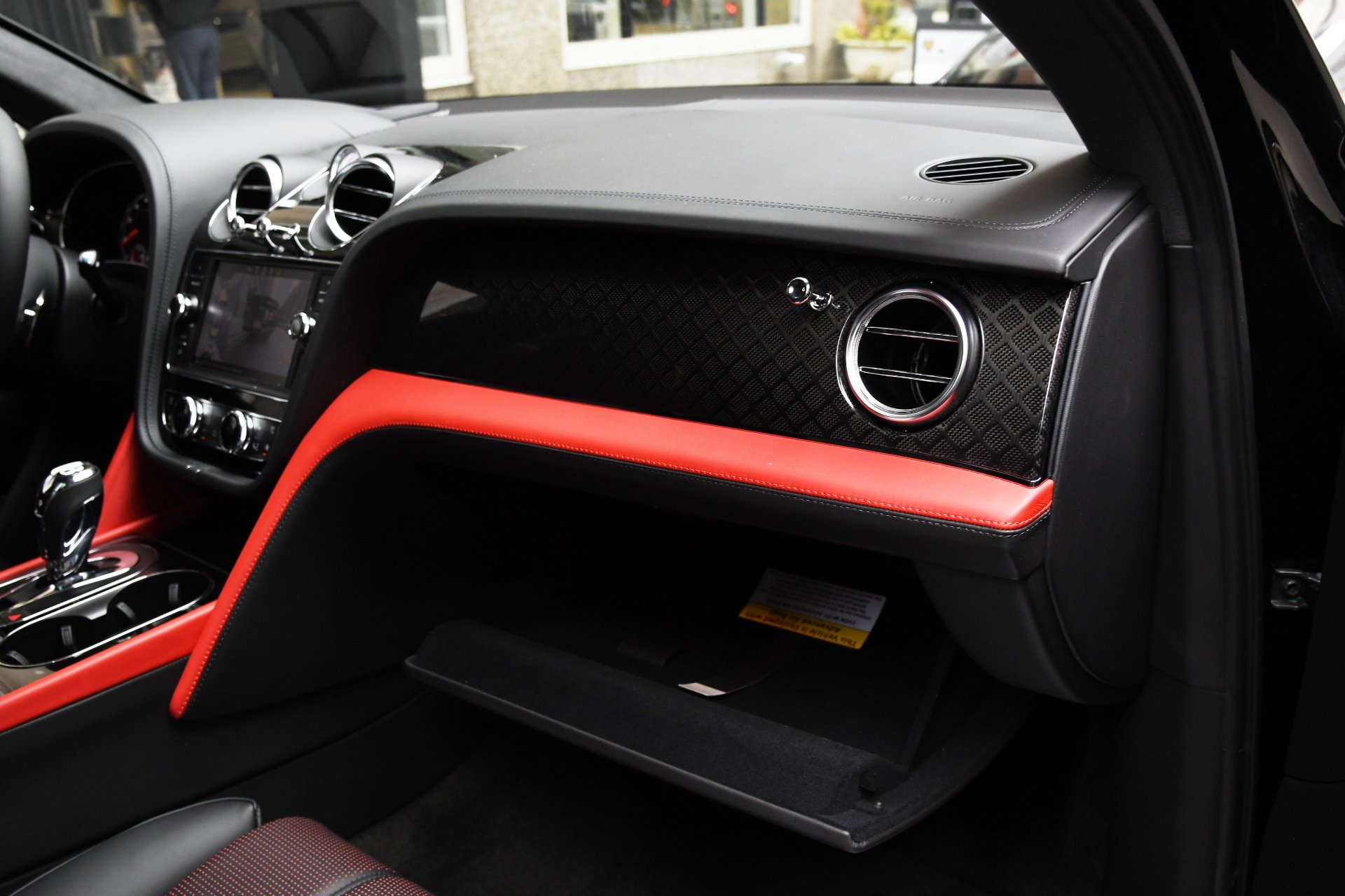 New 2020 Bentley Bentayga V8 Design Series | St. Petersburg, FL