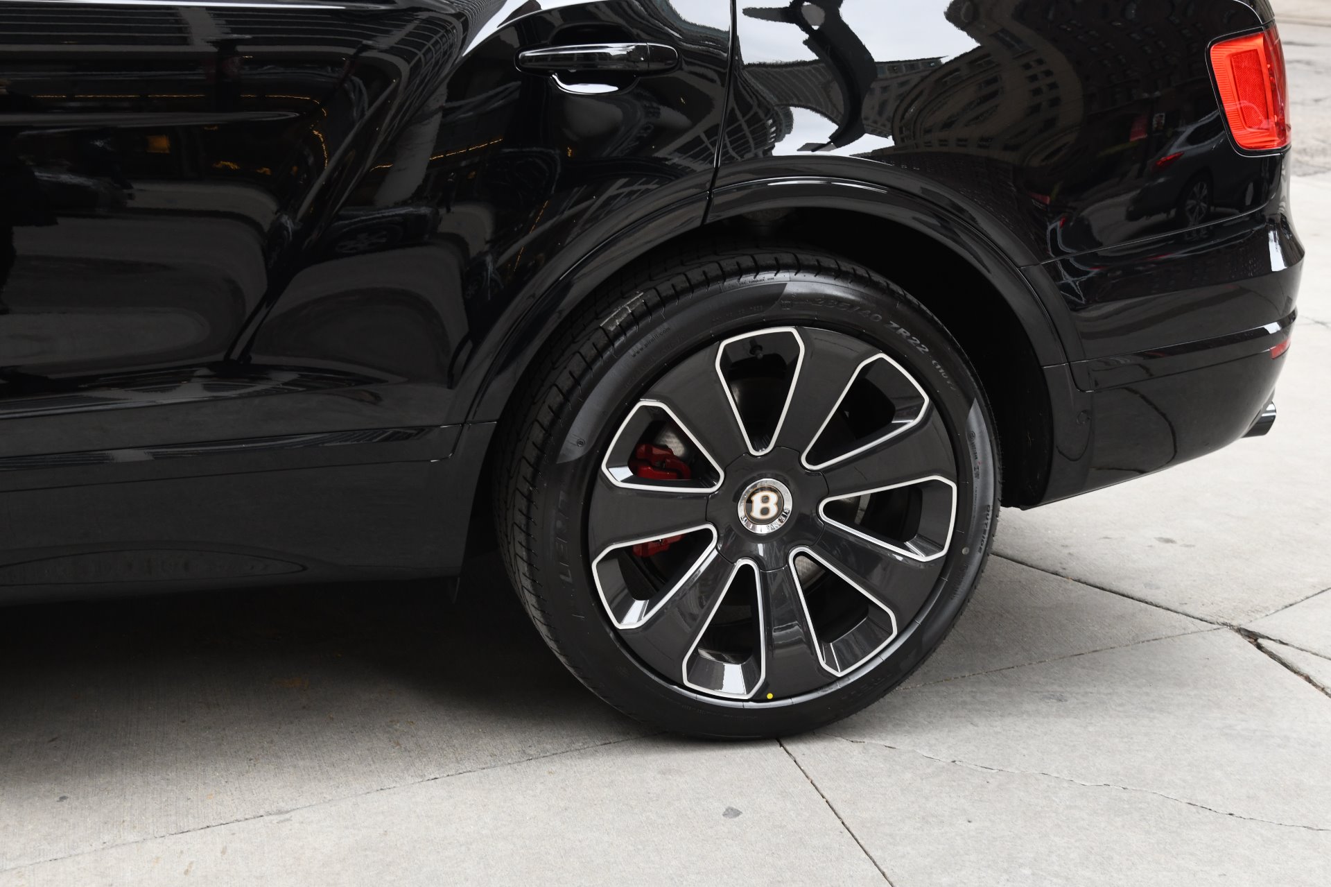 New 2020 Bentley Bentayga V8 Design Series | St. Petersburg, FL