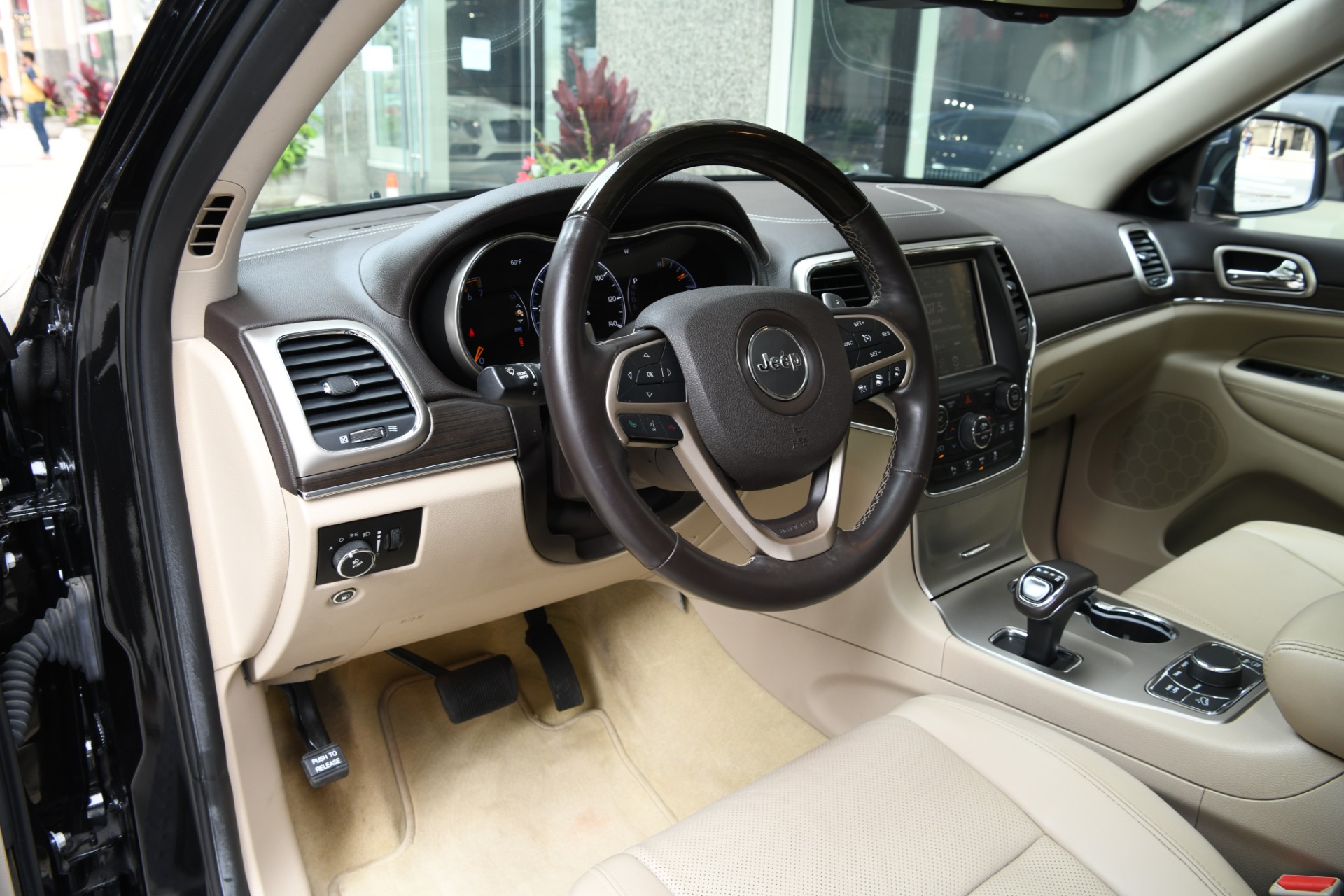 Used 2014 Jeep Grand Cherokee Overland | St. Petersburg, FL
