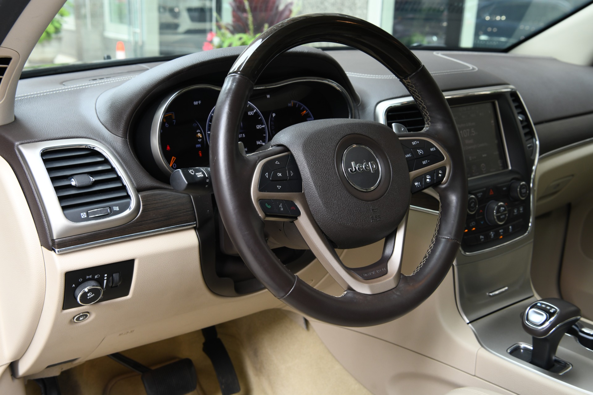 Used 2014 Jeep Grand Cherokee Overland | St. Petersburg, FL