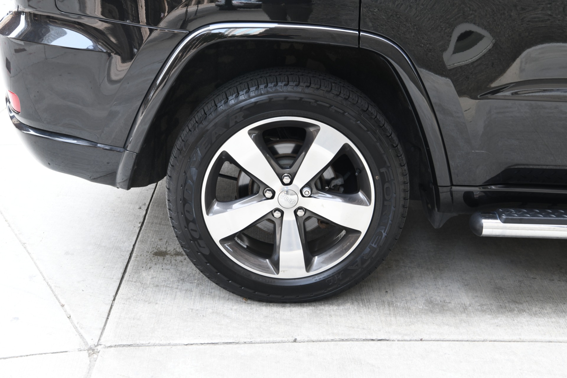 Used 2014 Jeep Grand Cherokee Overland | St. Petersburg, FL