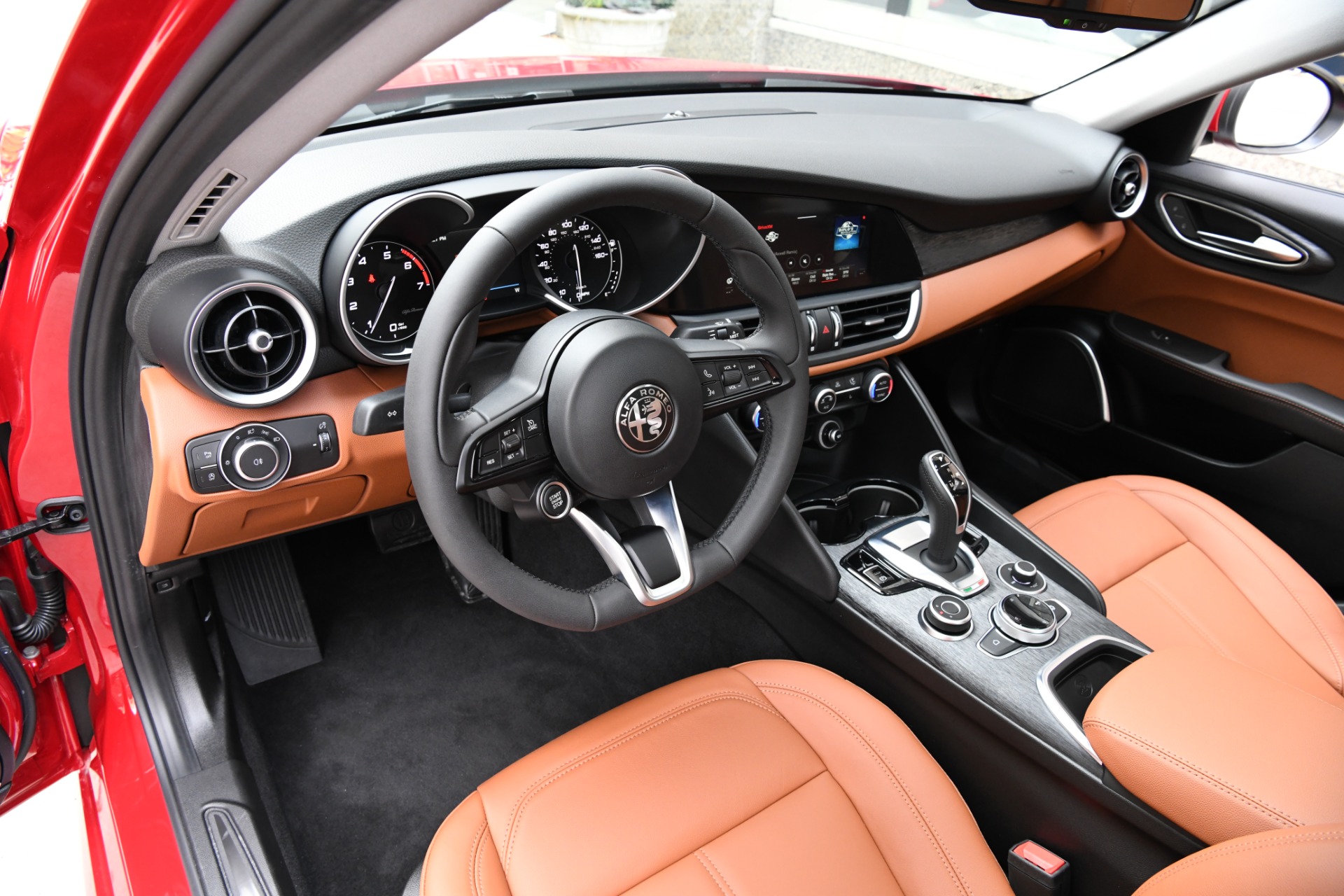 New 2020 Alfa Romeo Giulia | St. Petersburg, FL