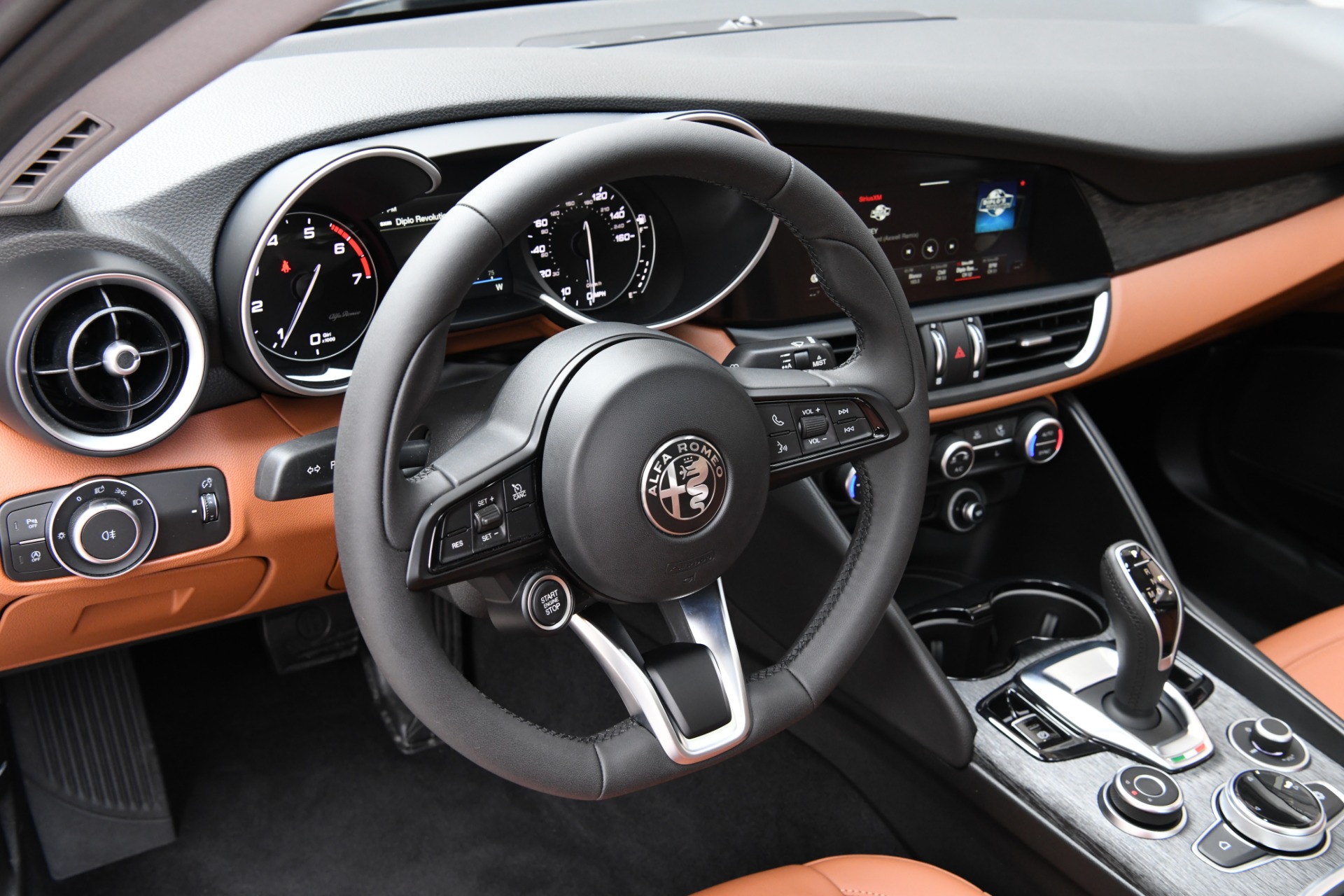 New 2020 Alfa Romeo Giulia | St. Petersburg, FL