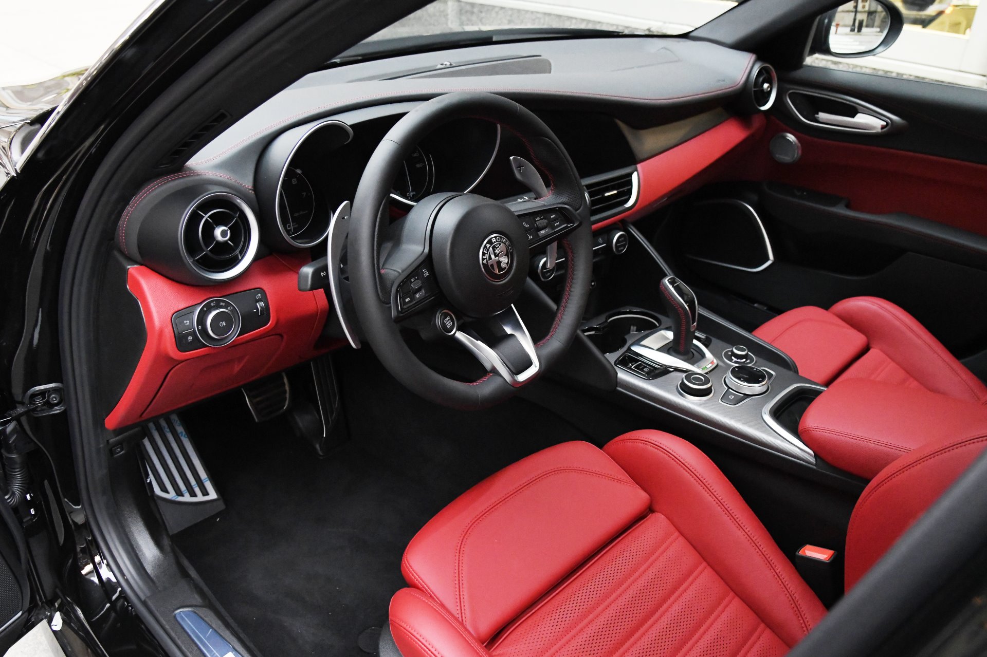 New 2020 Alfa Romeo Giulia TI SPORT Ti | St. Petersburg, FL