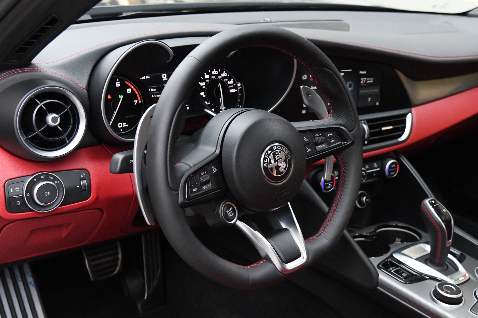 New 2020 Alfa Romeo Giulia TI SPORT Ti | St. Petersburg, FL