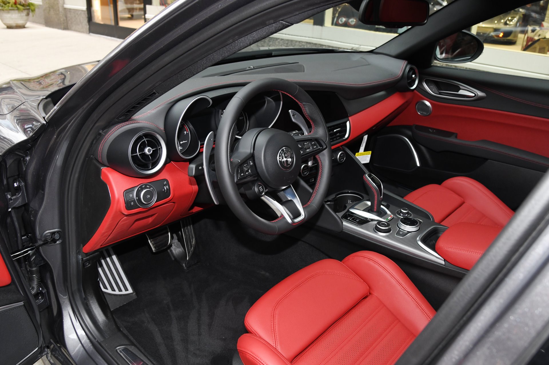 New 2020 Alfa Romeo Giulia TI SPORT Ti | St. Petersburg, FL