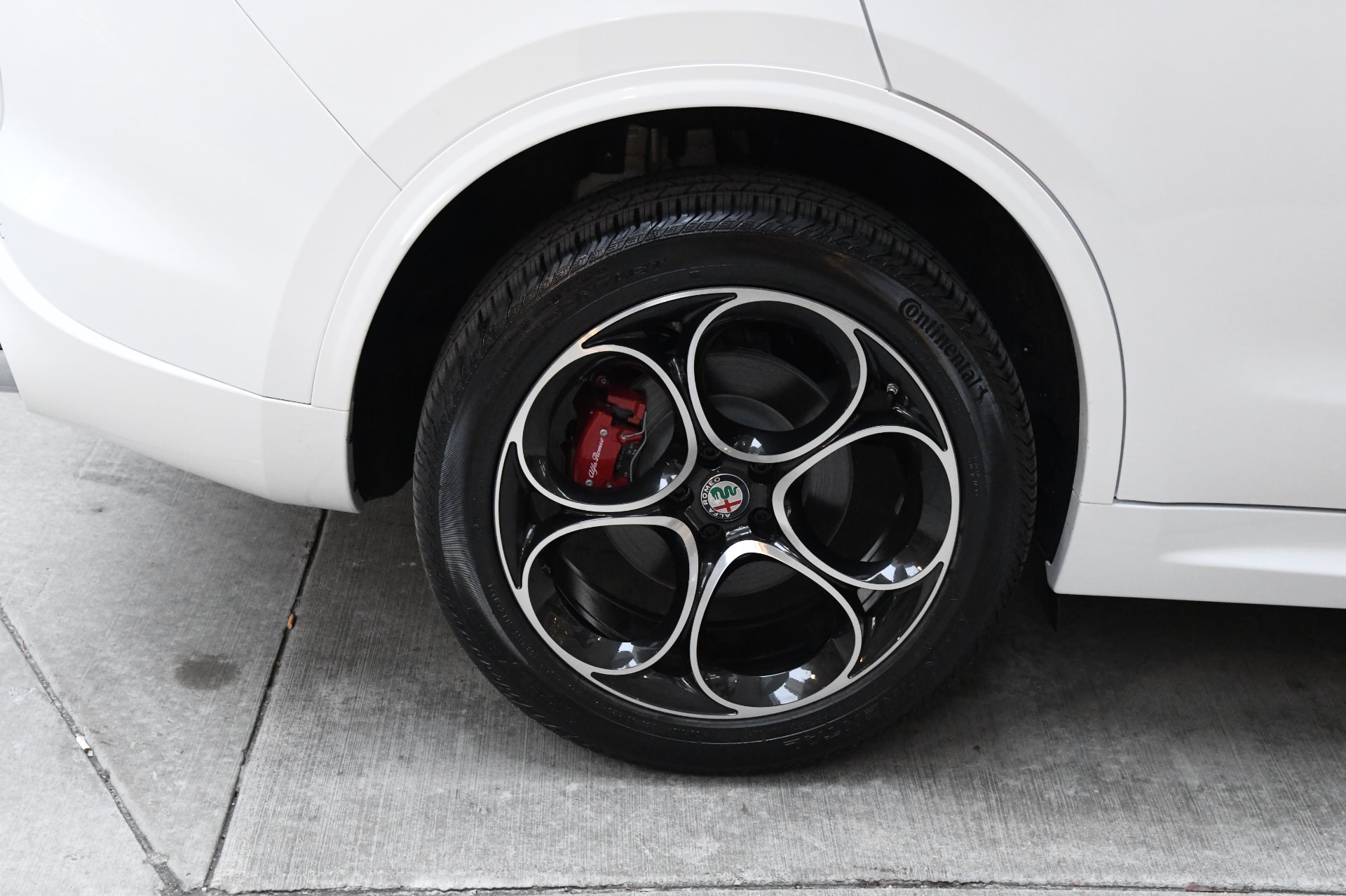 New 2020 Alfa Romeo Stelvio TI Ti | St. Petersburg, FL