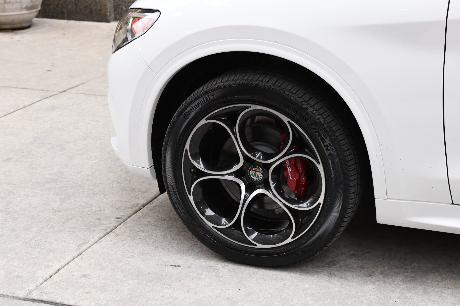 New 2020 Alfa Romeo Stelvio TI Ti | St. Petersburg, FL
