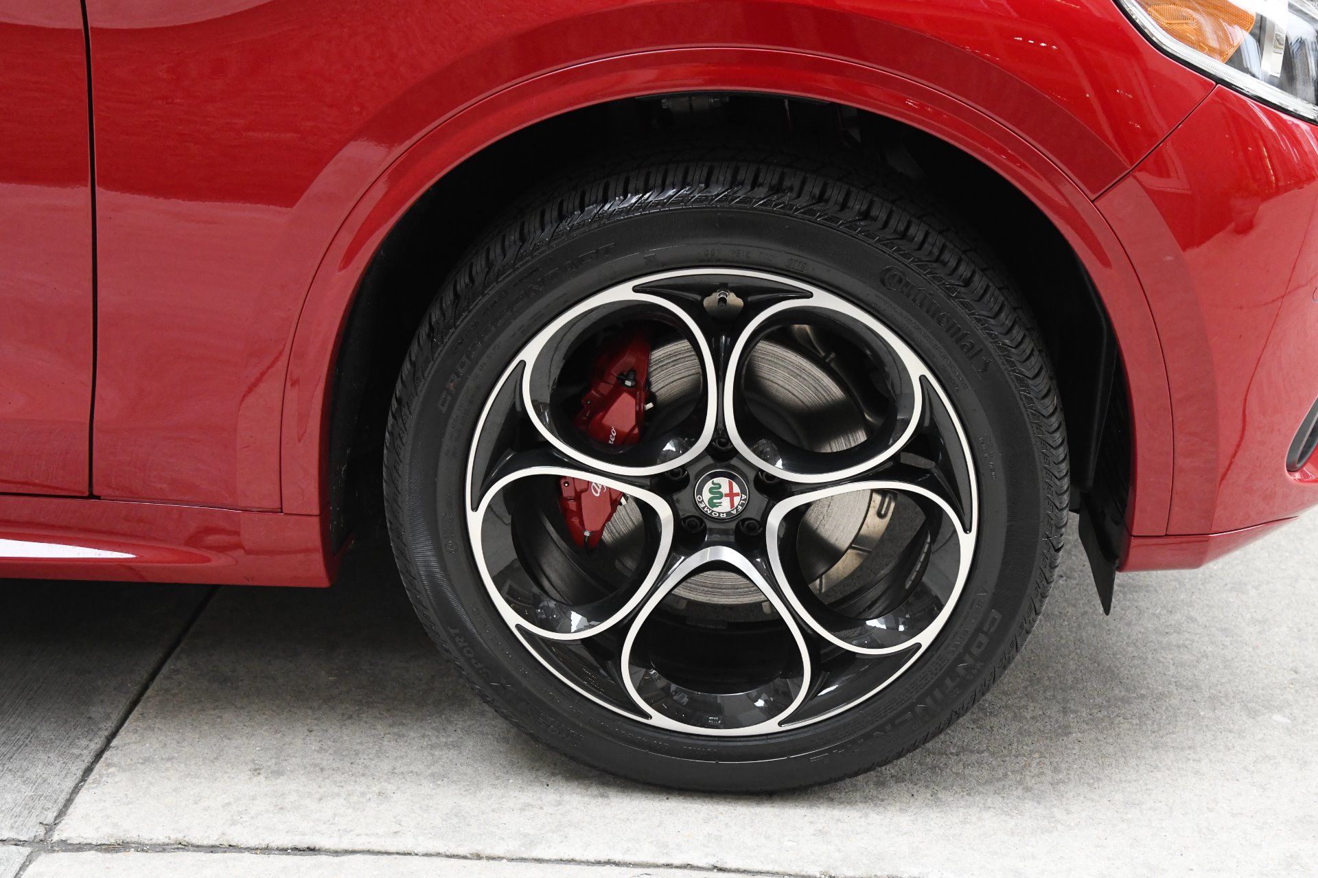 New 2020 Alfa Romeo Stelvio Ti Ti | St. Petersburg, FL