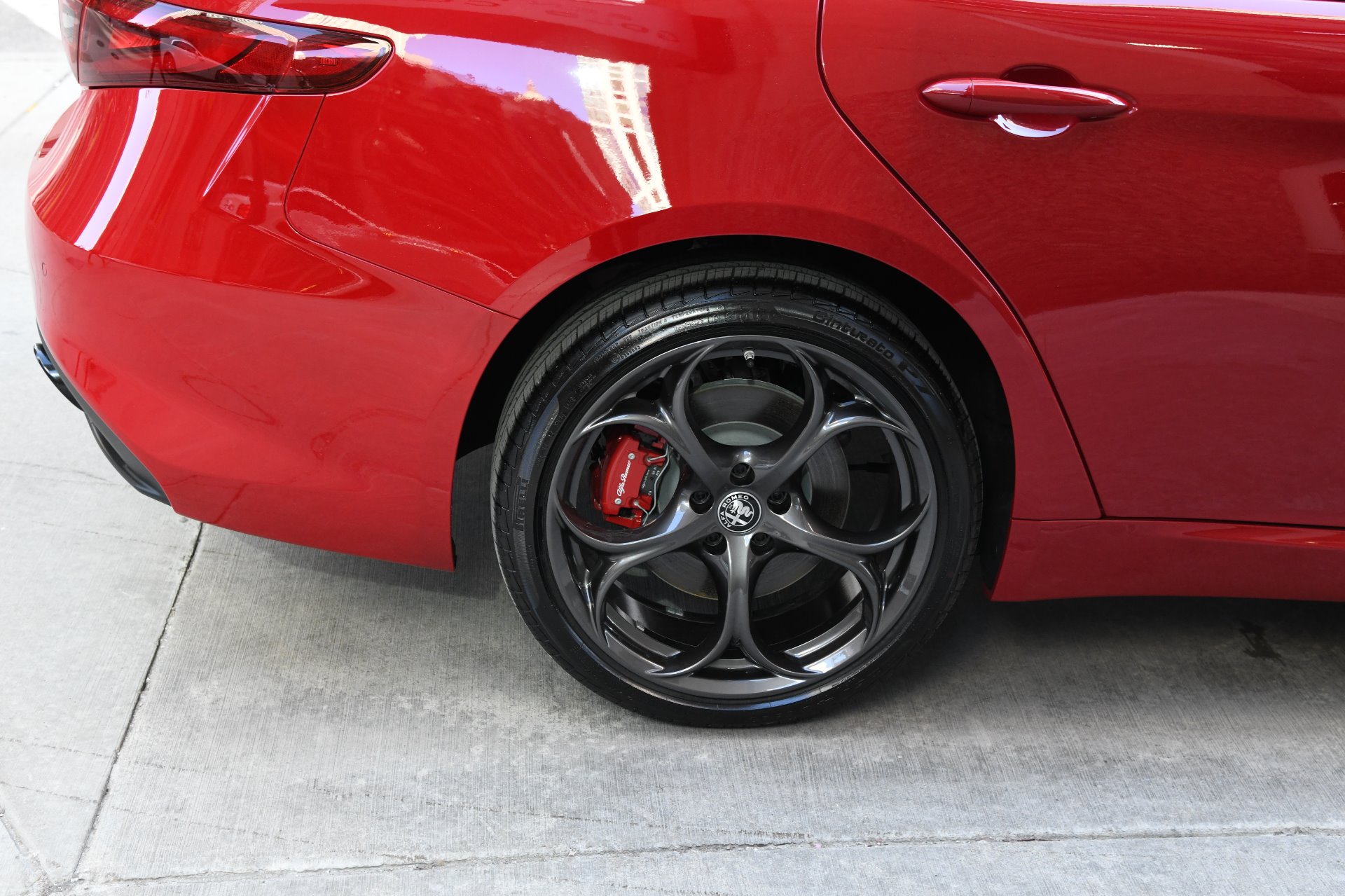 New 2020 Alfa Romeo Giulia Ti | St. Petersburg, FL