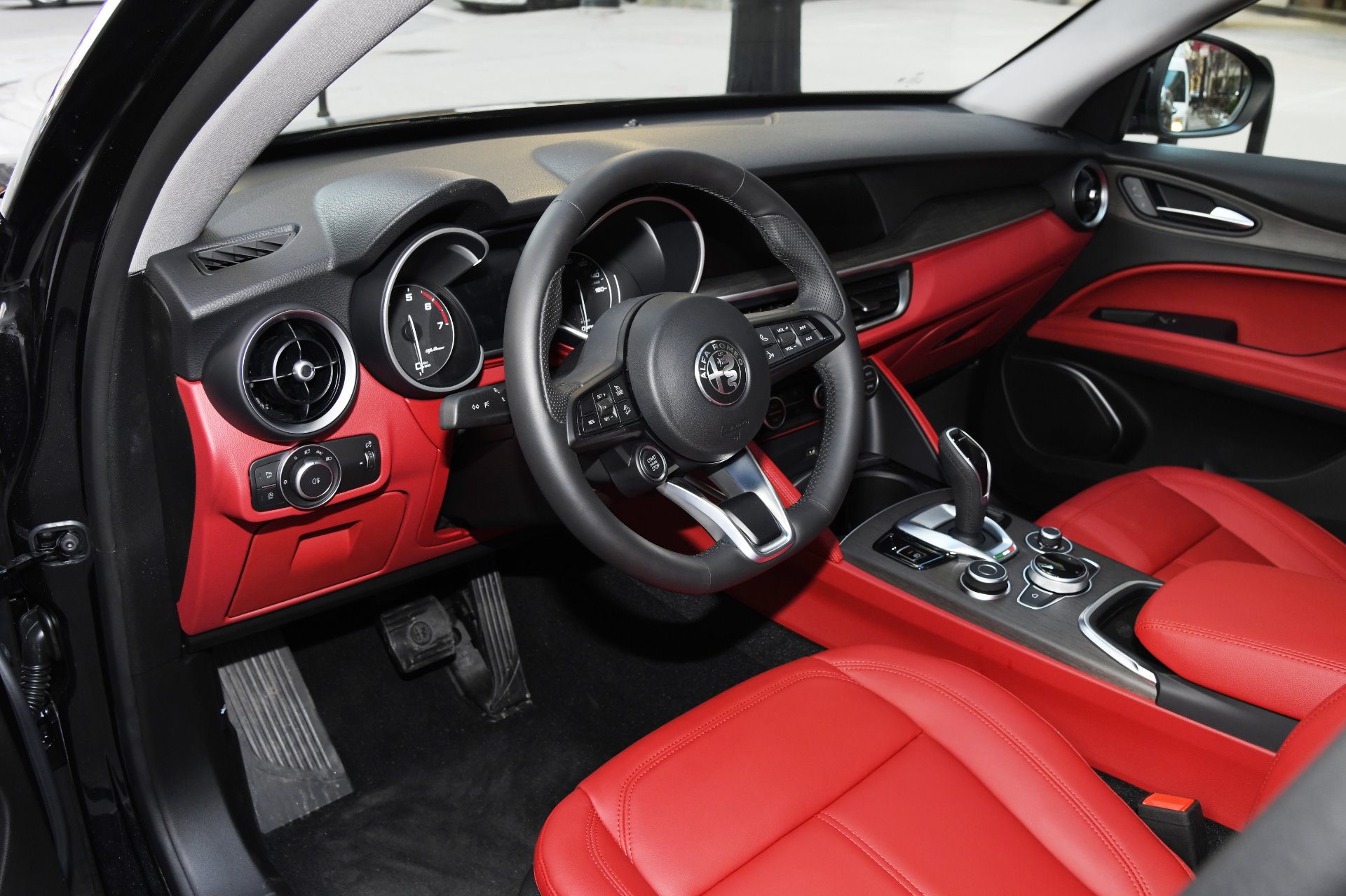 New 2020 Alfa Romeo Stelvio TI Ti | St. Petersburg, FL