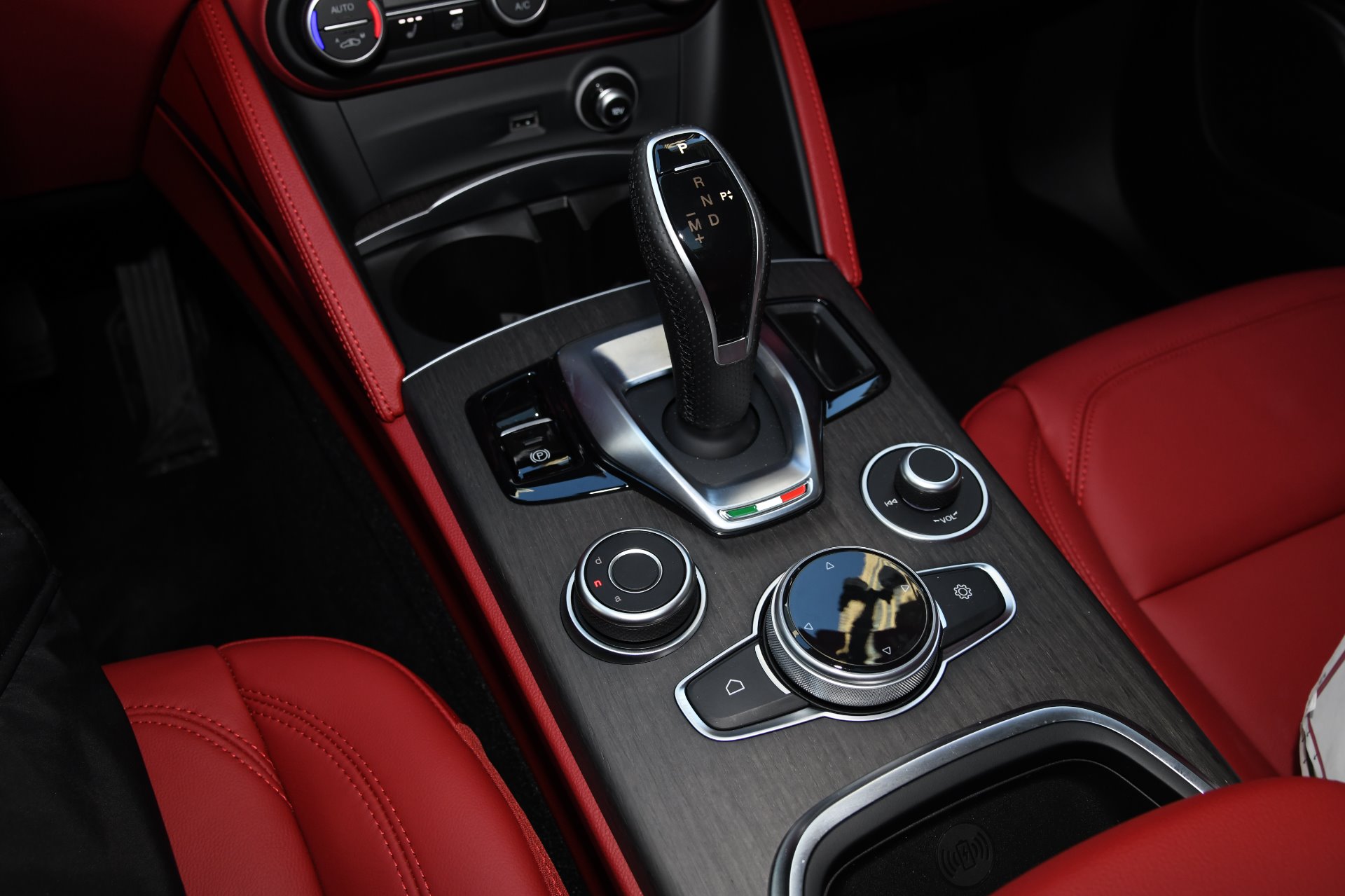 New 2020 Alfa Romeo Stelvio TI Ti | St. Petersburg, FL