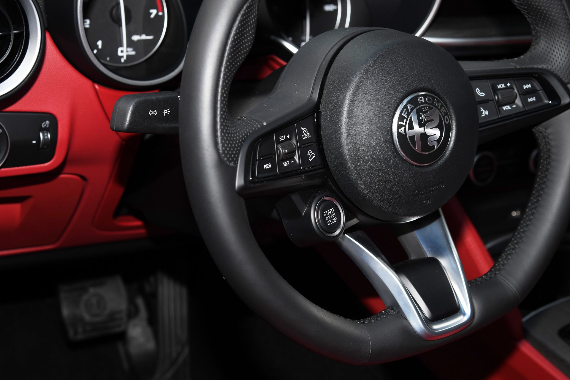 New 2020 Alfa Romeo Stelvio TI Ti | St. Petersburg, FL