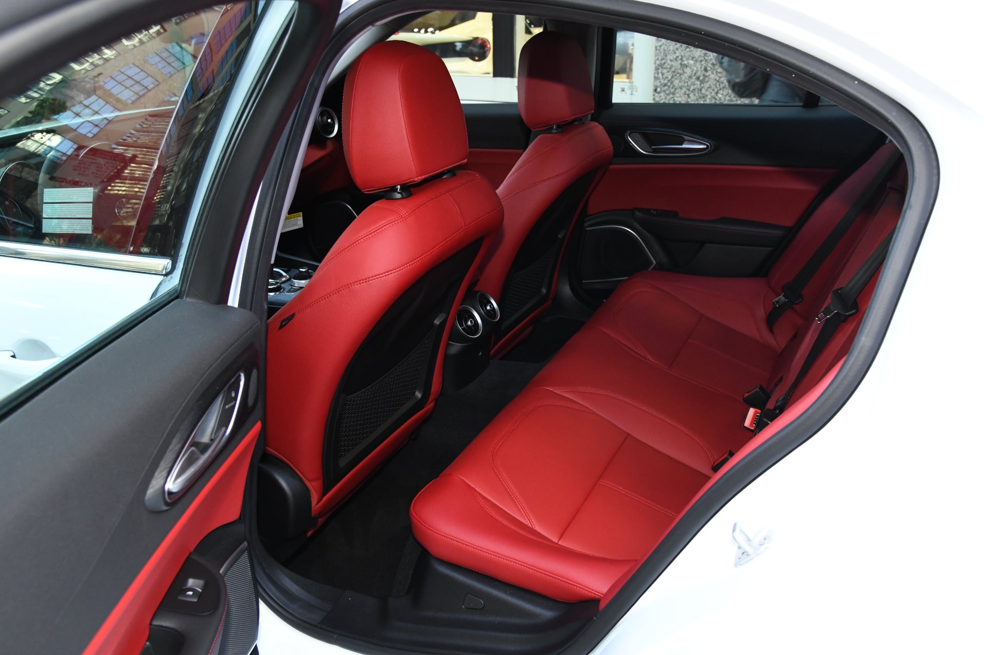 New 2020 Alfa Romeo Giulia | St. Petersburg, FL