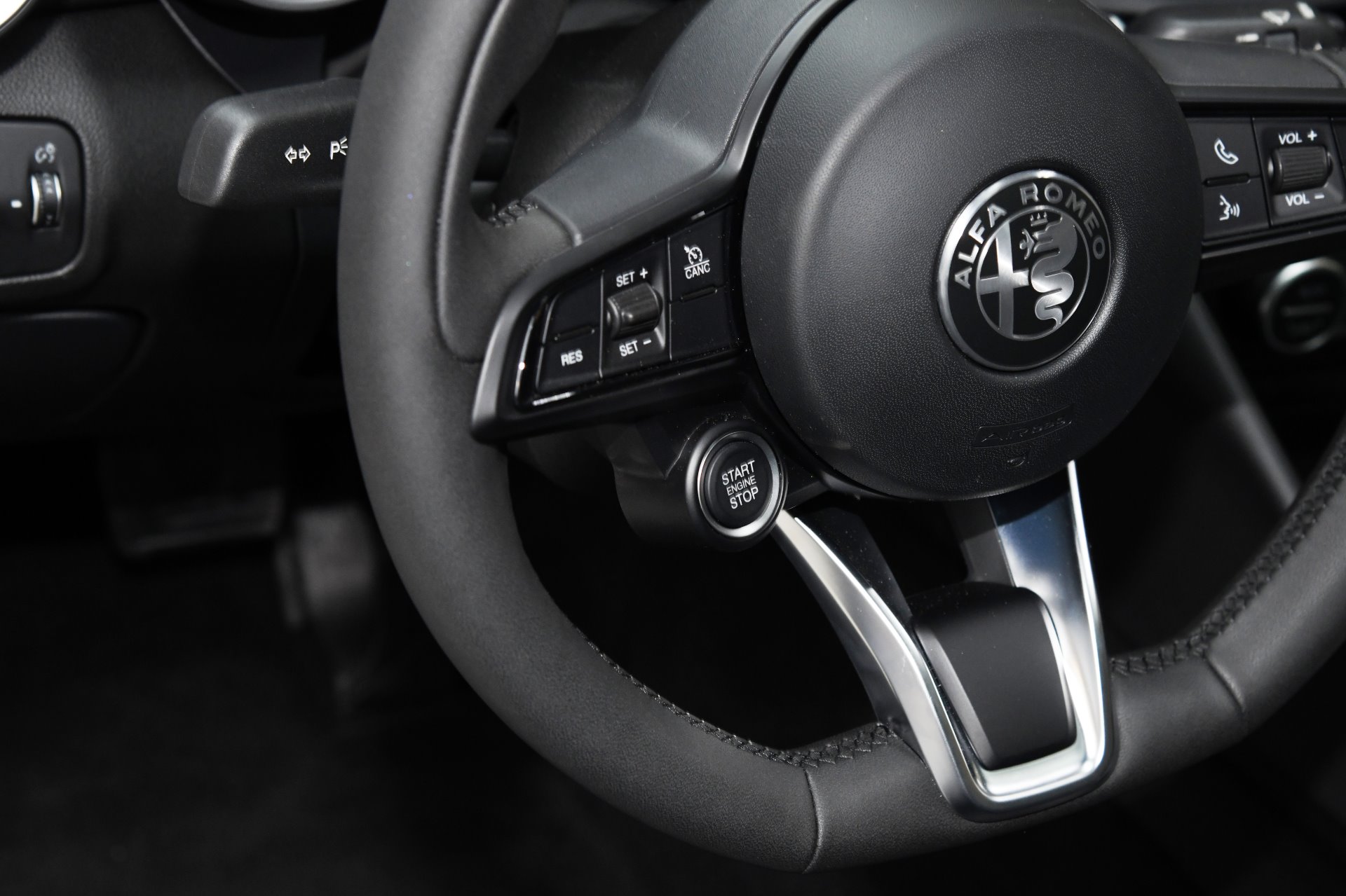 New 2020 Alfa Romeo Giulia | St. Petersburg, FL
