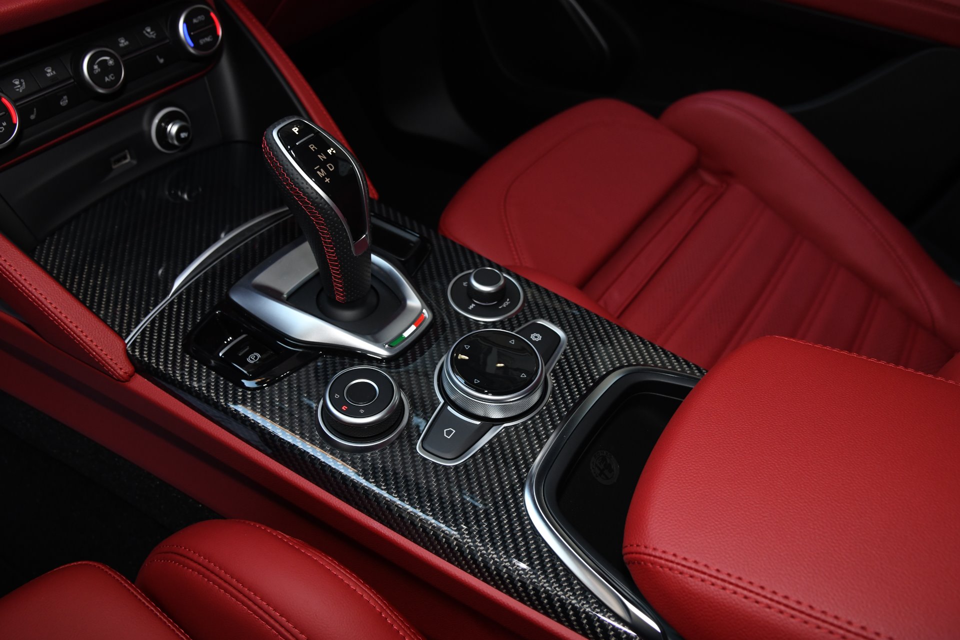 New 2020 Alfa Romeo Stelvio TI SPORT CARBON Ti Sport Carbon | St. Petersburg, FL