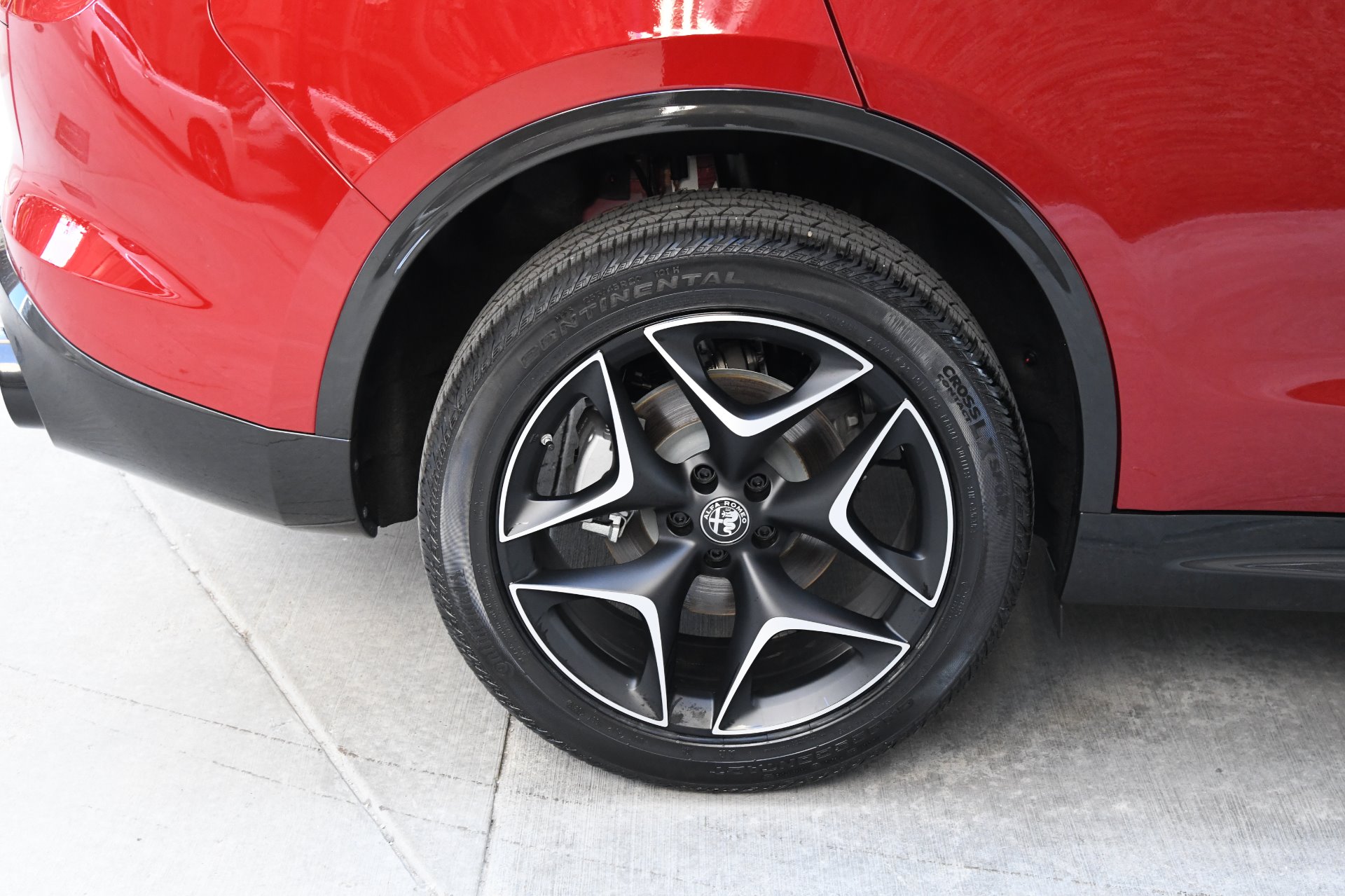 New 2020 Alfa Romeo Stelvio TI SPORT CARBON Ti Sport Carbon | St. Petersburg, FL