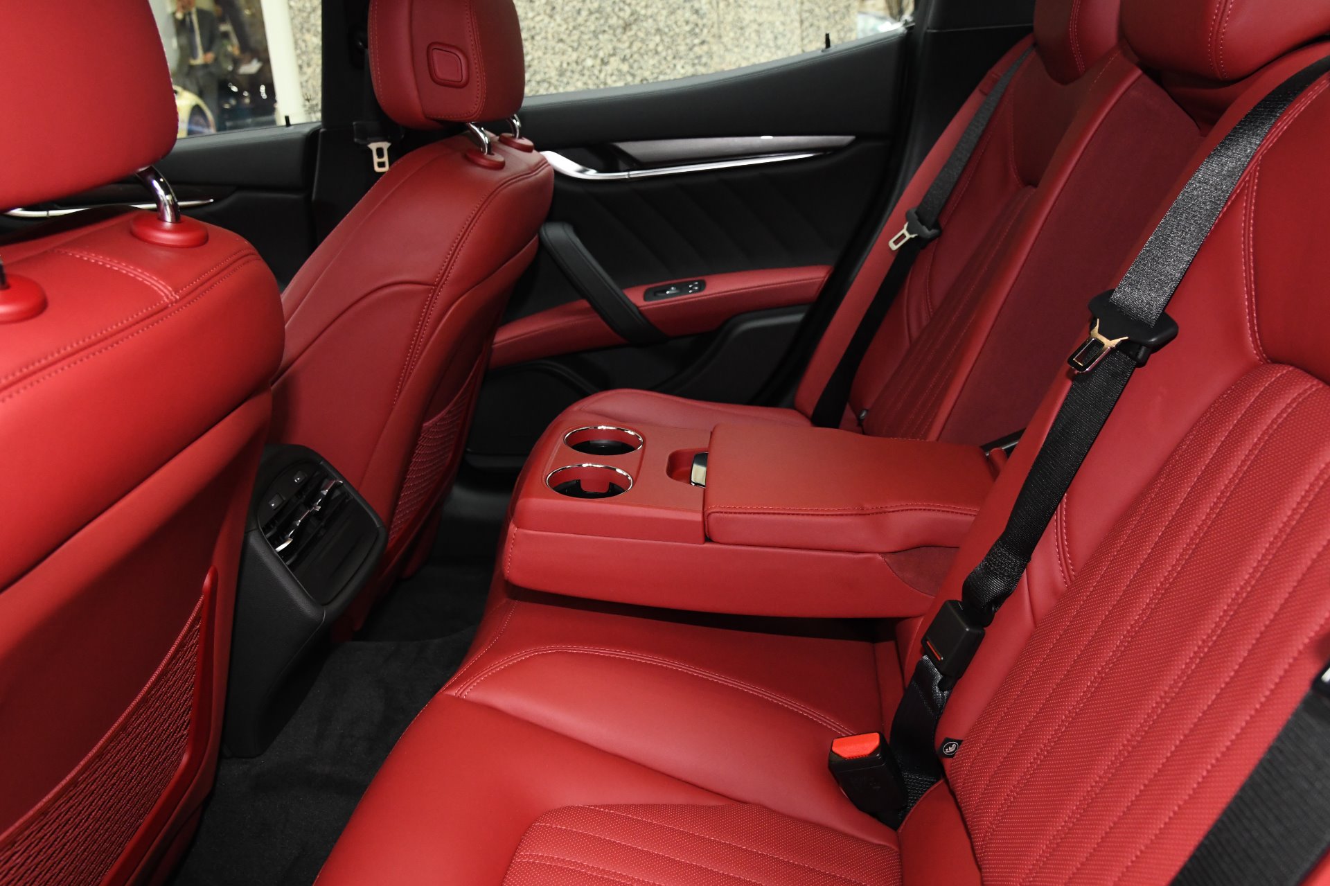 New 2020 Maserati Ghibli SQ4 | St. Petersburg, FL